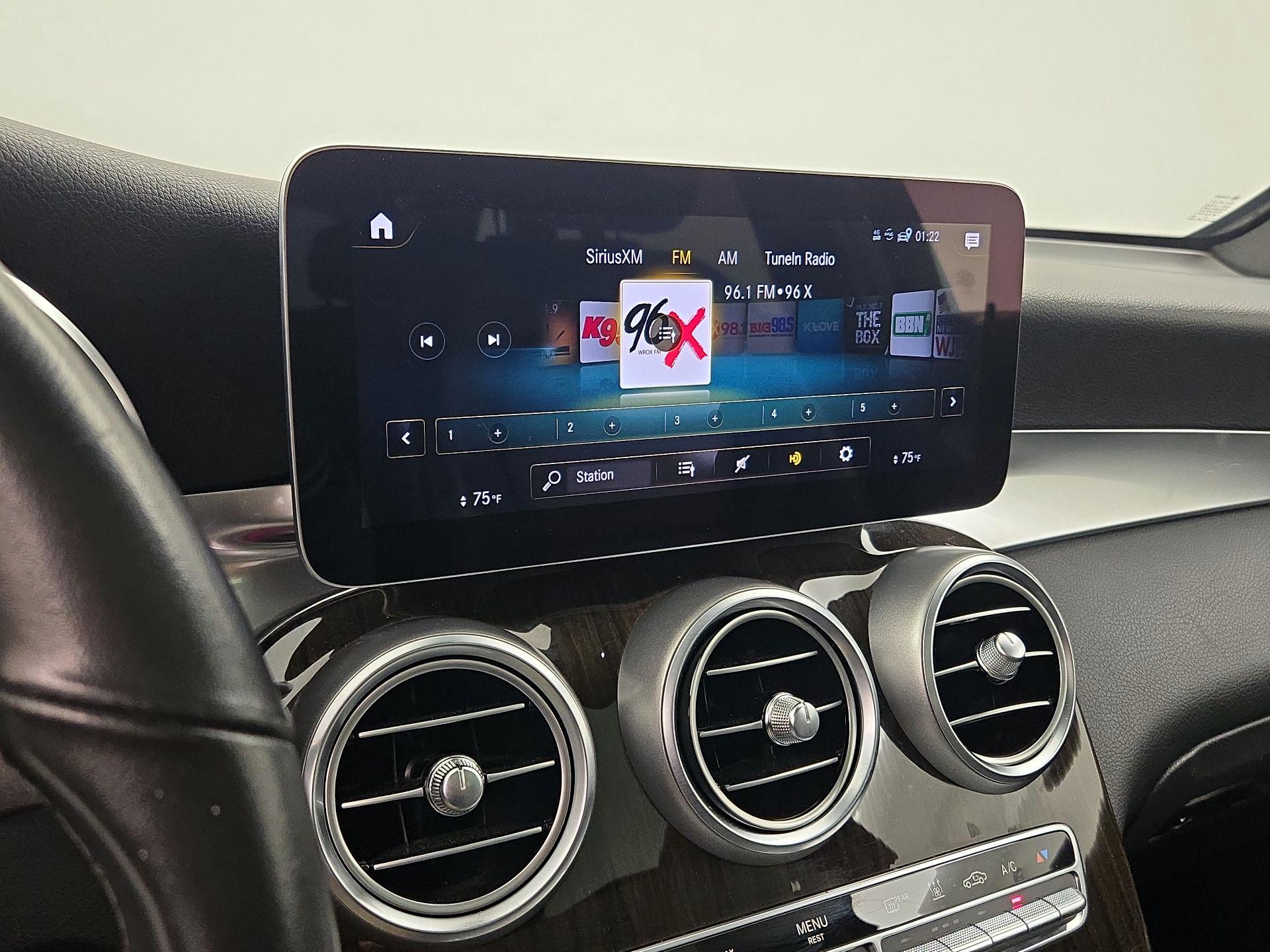 Thumbnail: 2020 Mercedes-Benz GLC - 16