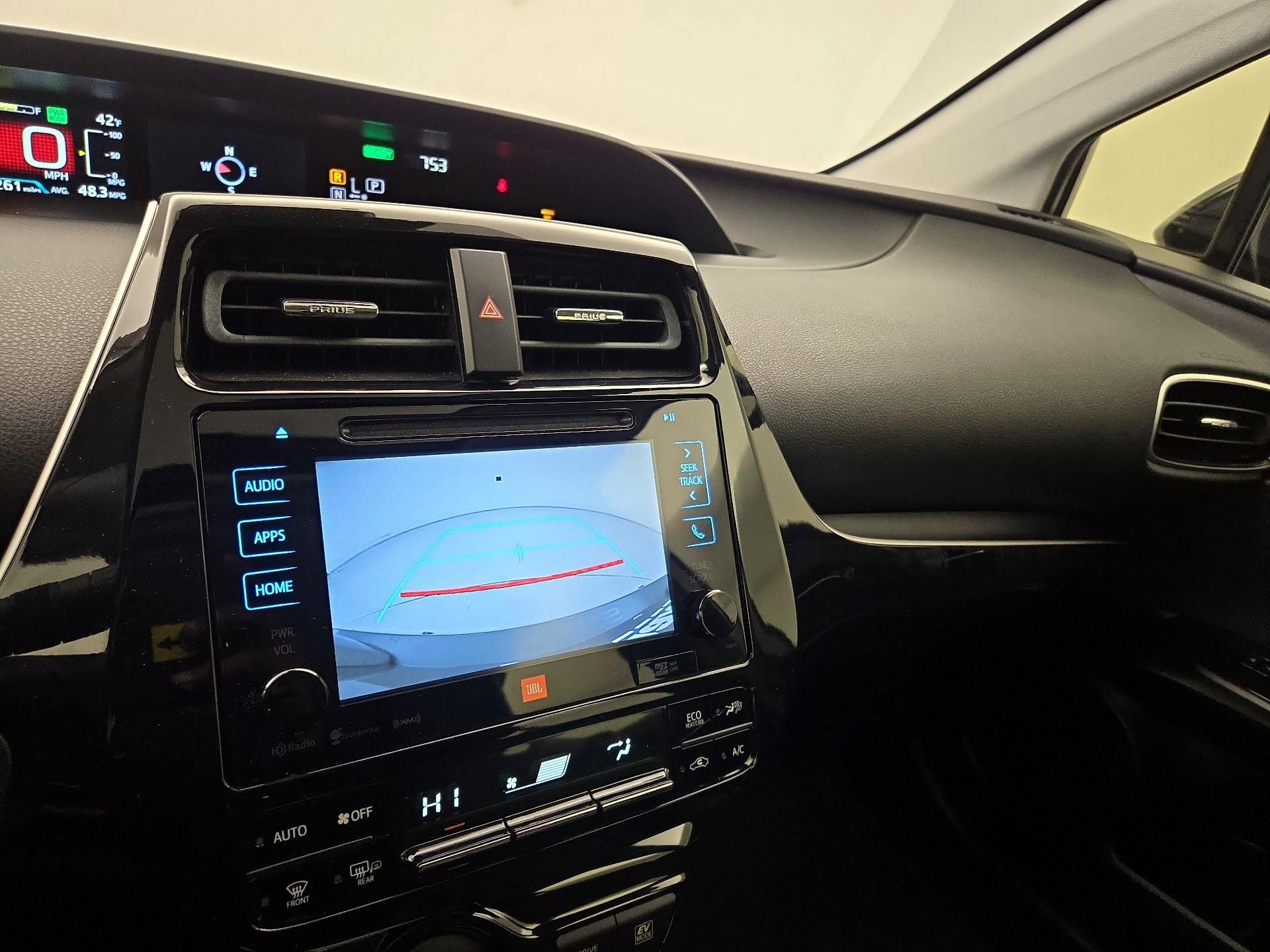 Thumbnail: 2016 Toyota Prius - 15