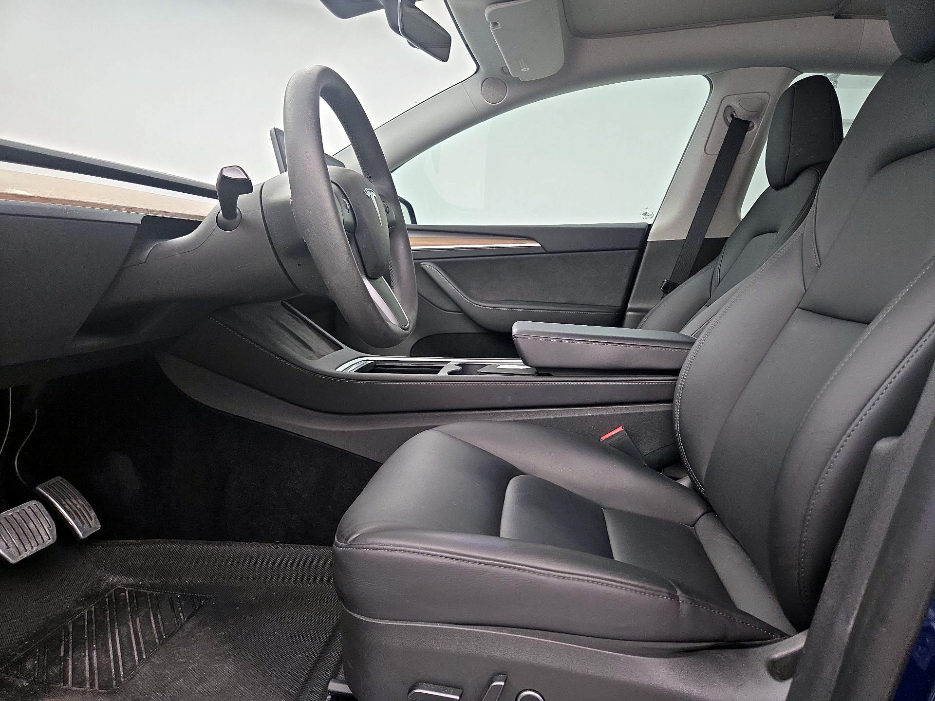 Thumbnail: 2022 Tesla Model Y - 11