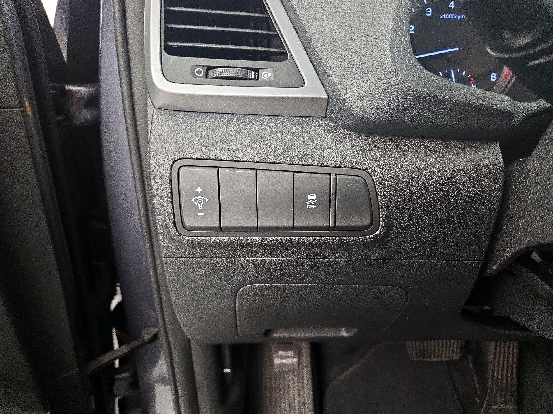 Thumbnail: 2017 Hyundai Tucson - 13