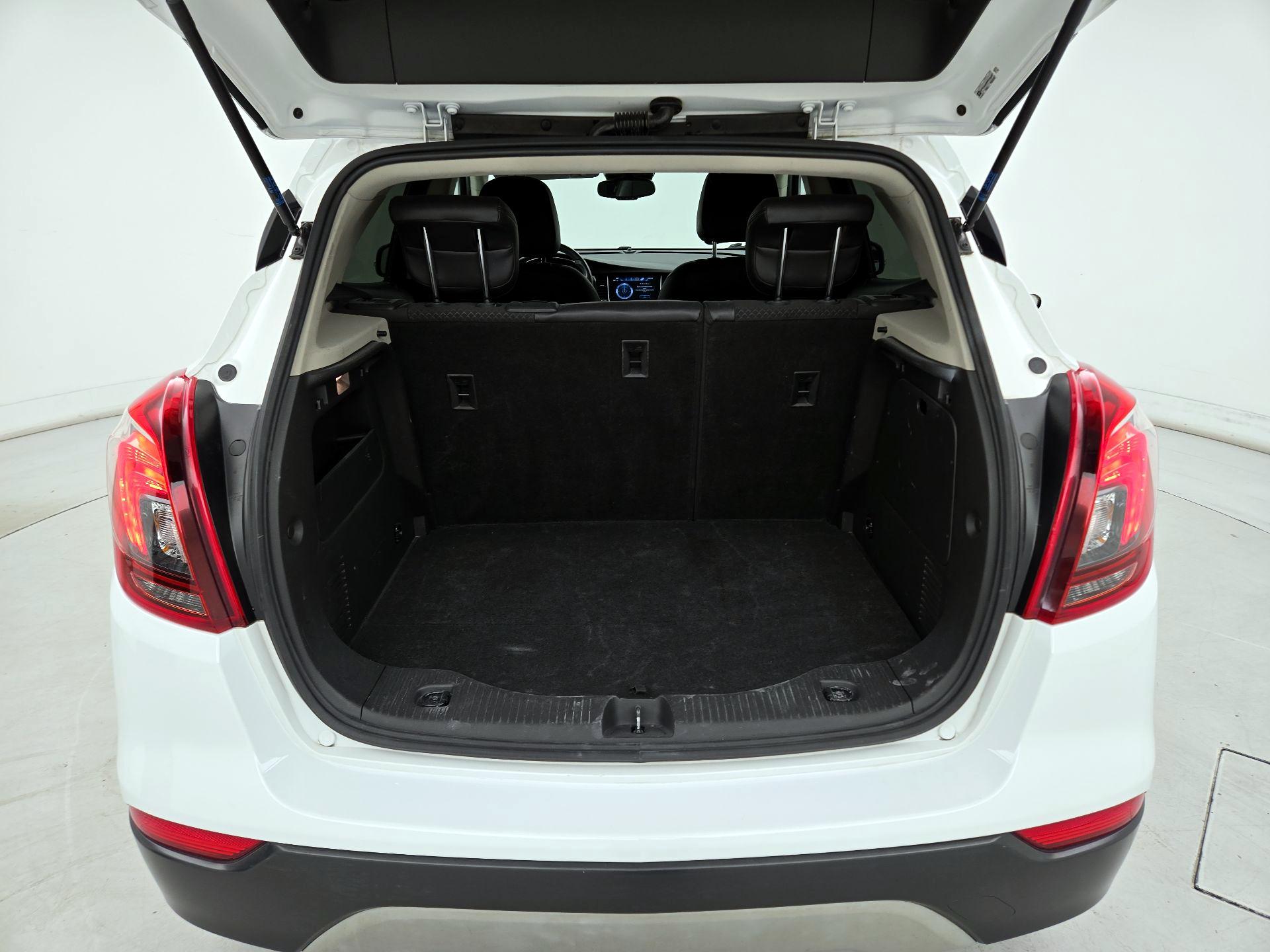 Thumbnail: 2019 Buick Encore - 20