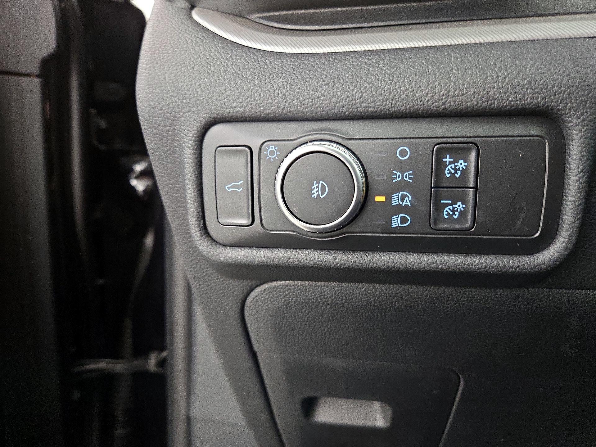 Thumbnail: 2020 Ford Explorer - 13