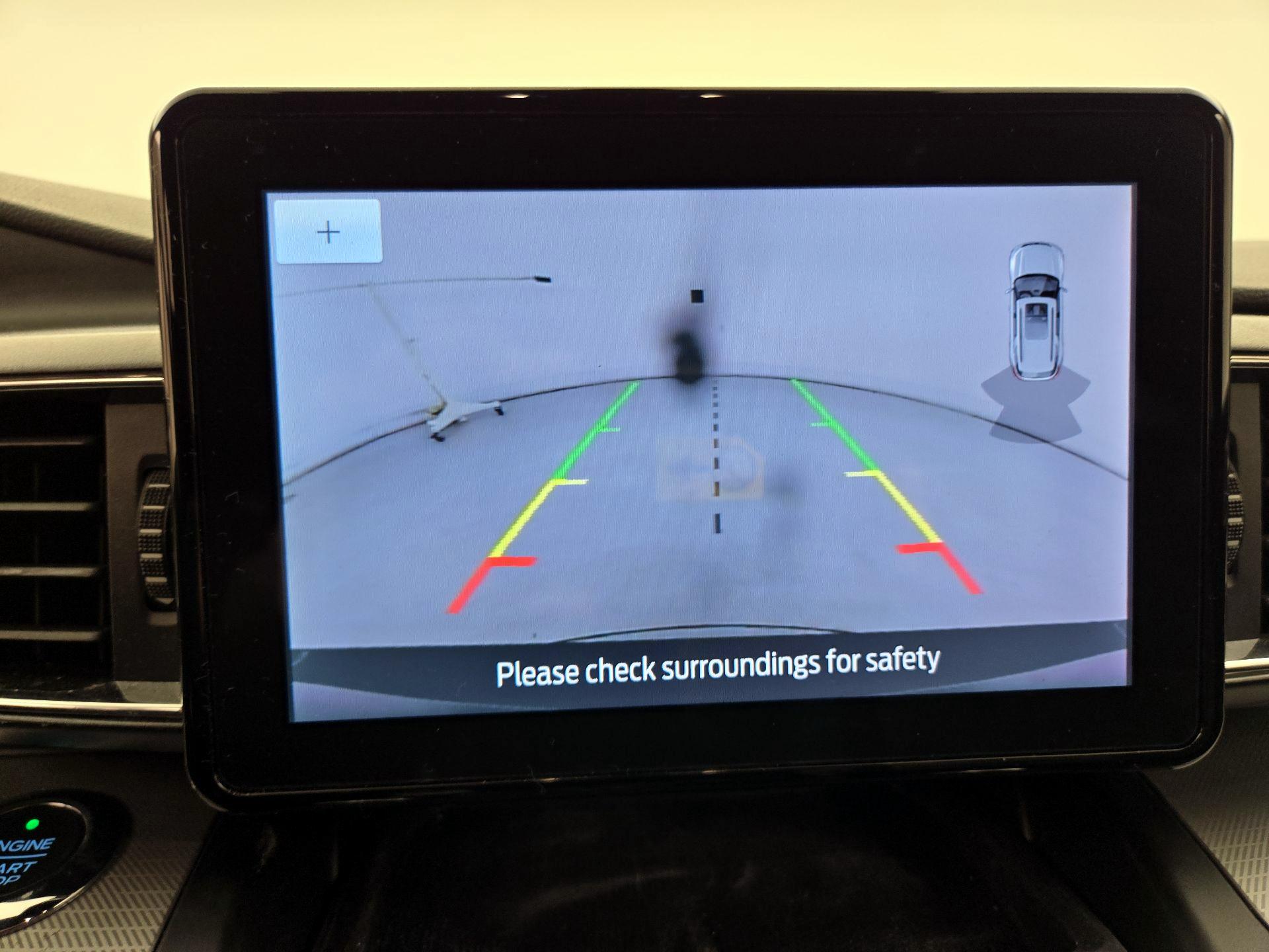 Thumbnail: 2020 Ford Explorer - 15