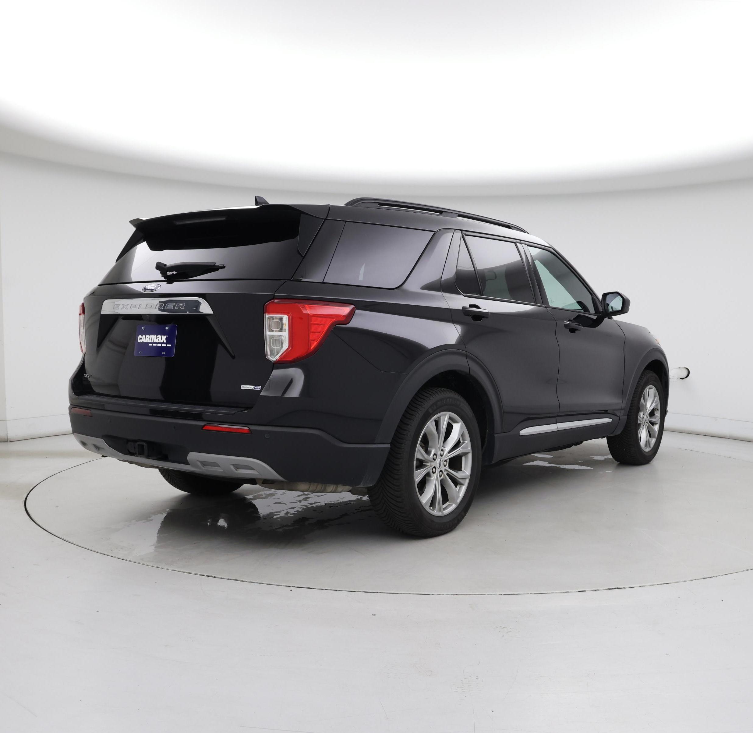 Thumbnail: 2020 Ford Explorer - 8