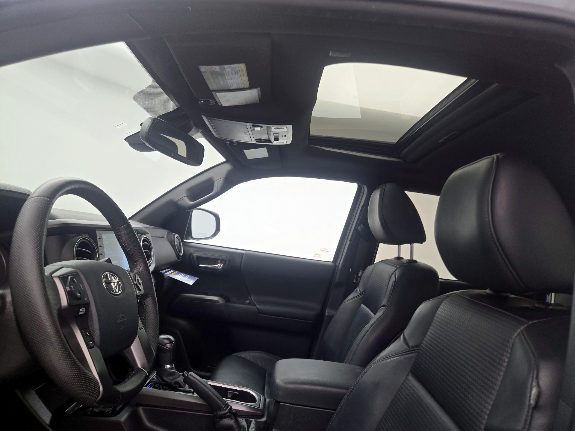 Thumbnail: 2020 Toyota Tacoma - 20