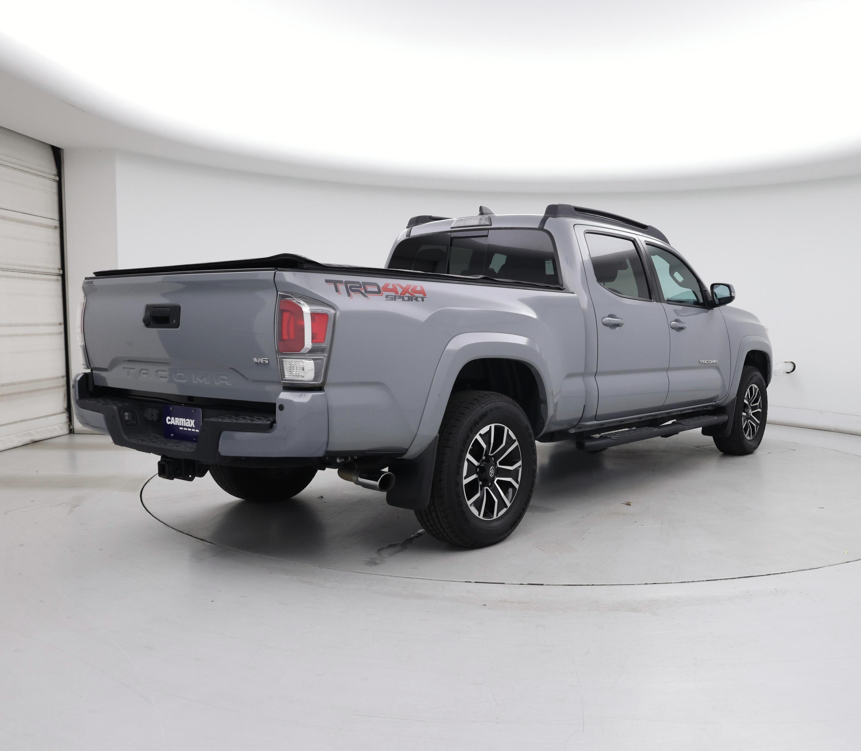 Thumbnail: 2020 Toyota Tacoma - 8