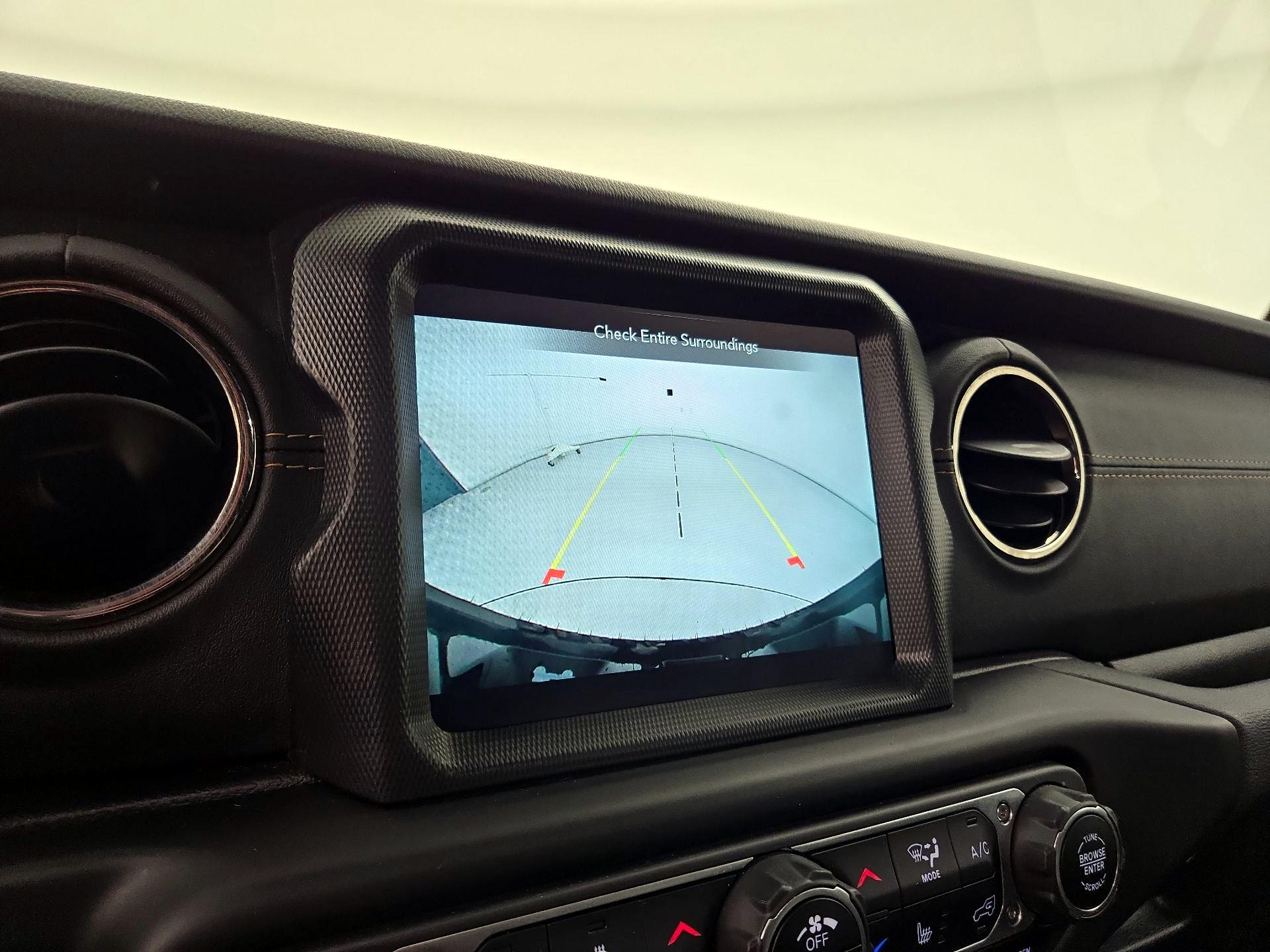 Thumbnail: 2021 Jeep Wrangler - 15