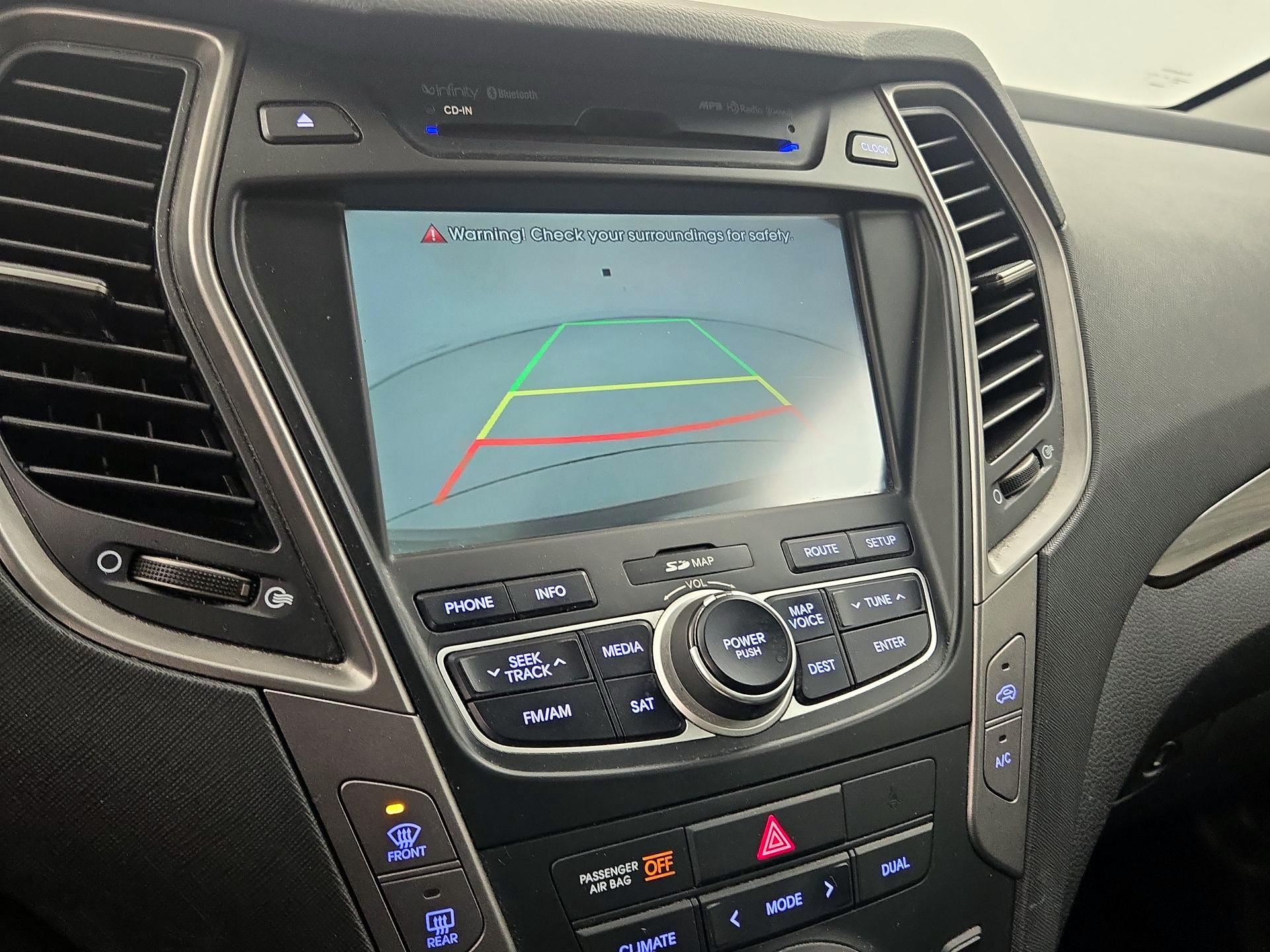 Thumbnail: 2015 Hyundai Santa Fe - 15