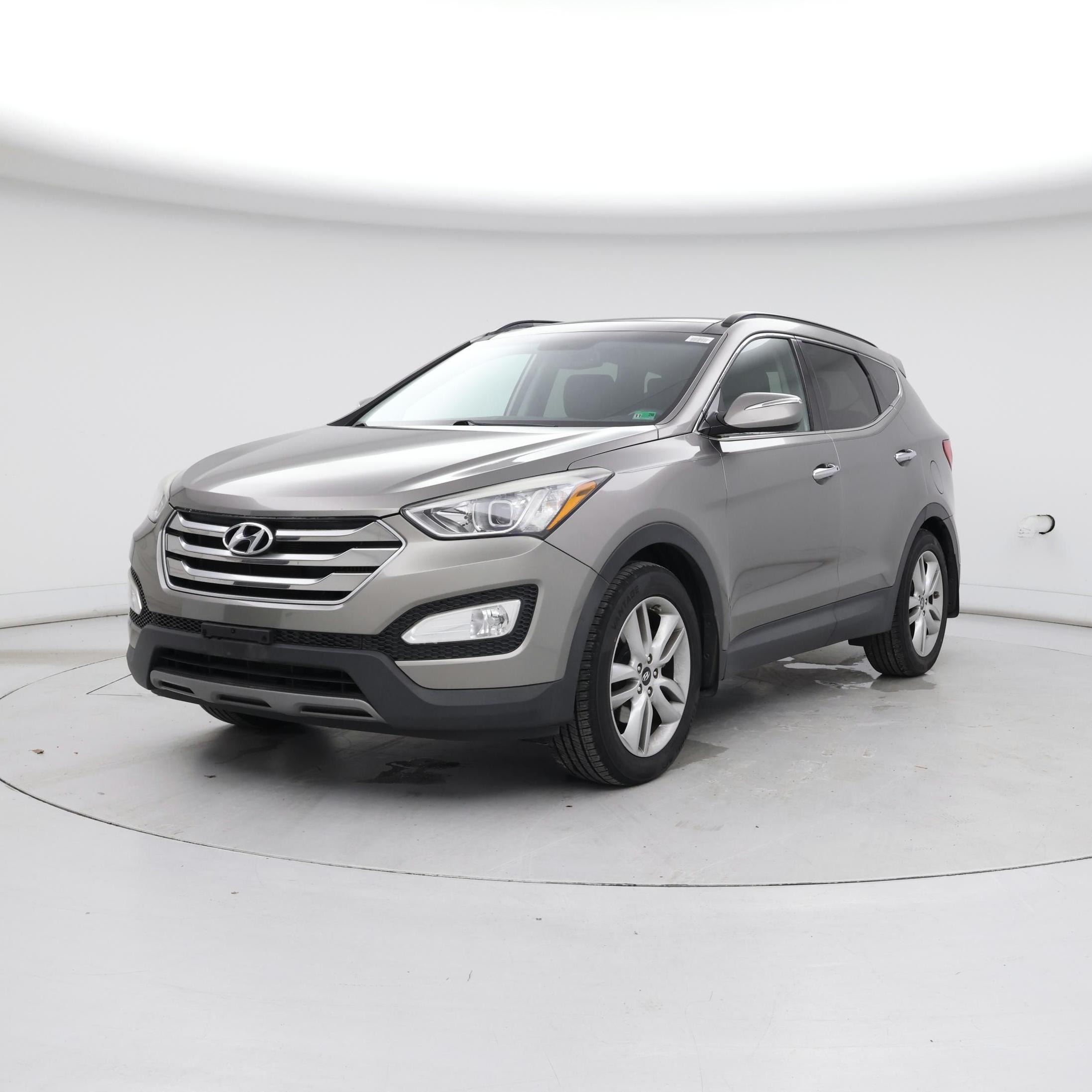 Thumbnail: 2015 Hyundai Santa Fe - 4