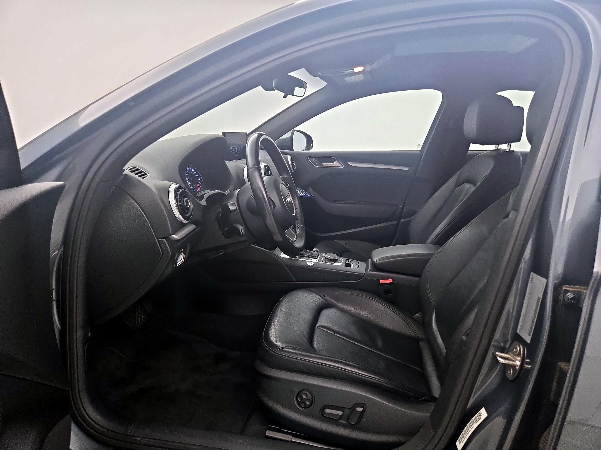 Thumbnail: 2016 Audi A3 - 11