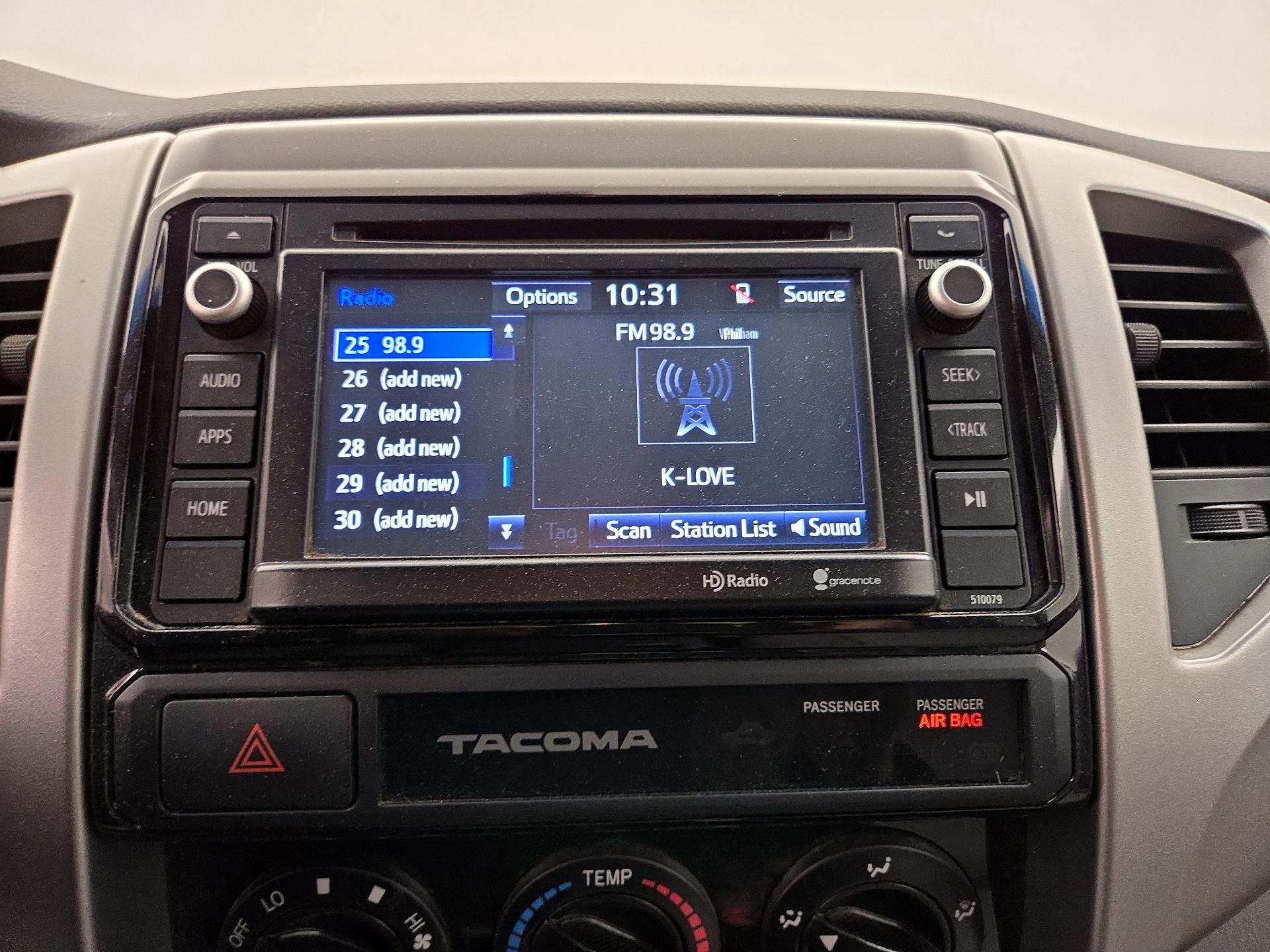 Thumbnail: 2015 Toyota Tacoma - 15