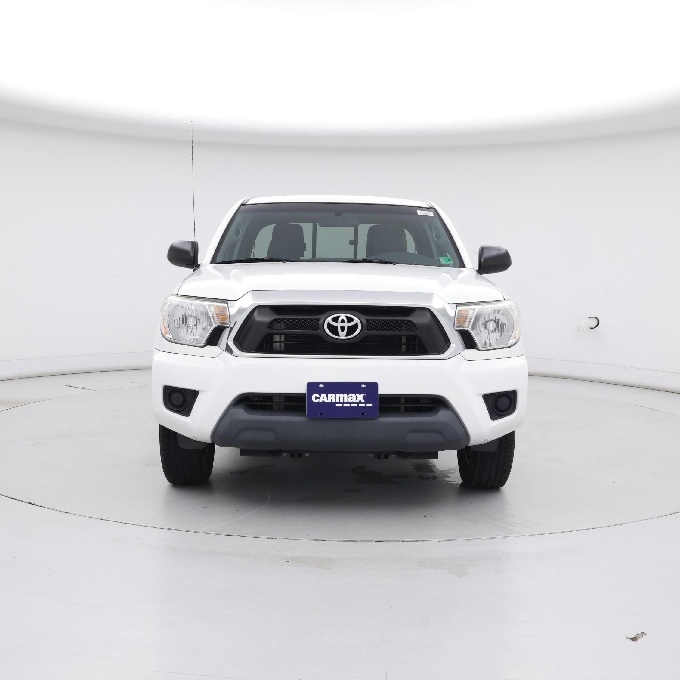 Thumbnail: 2015 Toyota Tacoma - 5