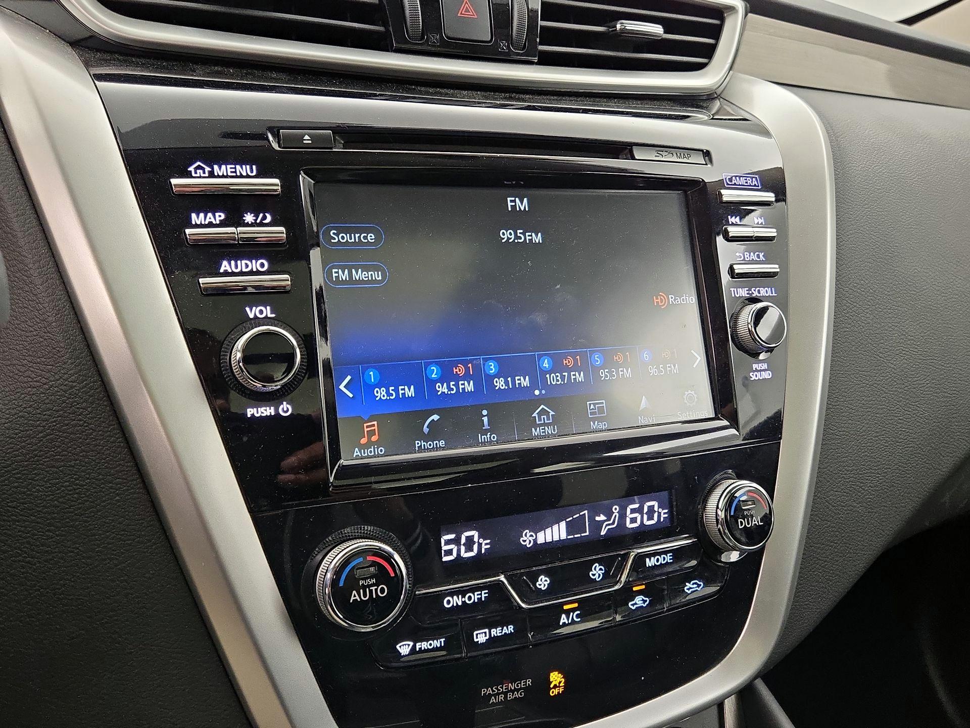 Thumbnail: 2015 Nissan Murano - 16