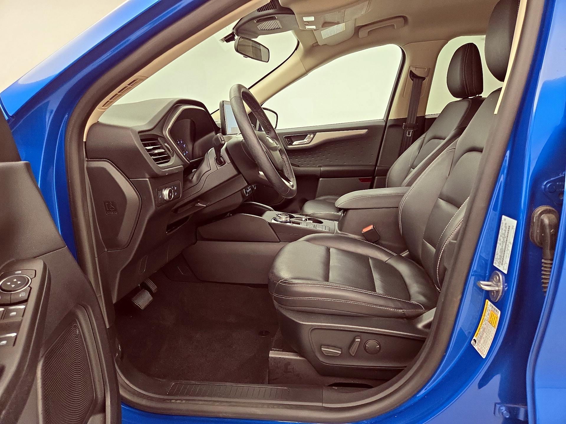 Thumbnail: 2020 Ford Escape - 11