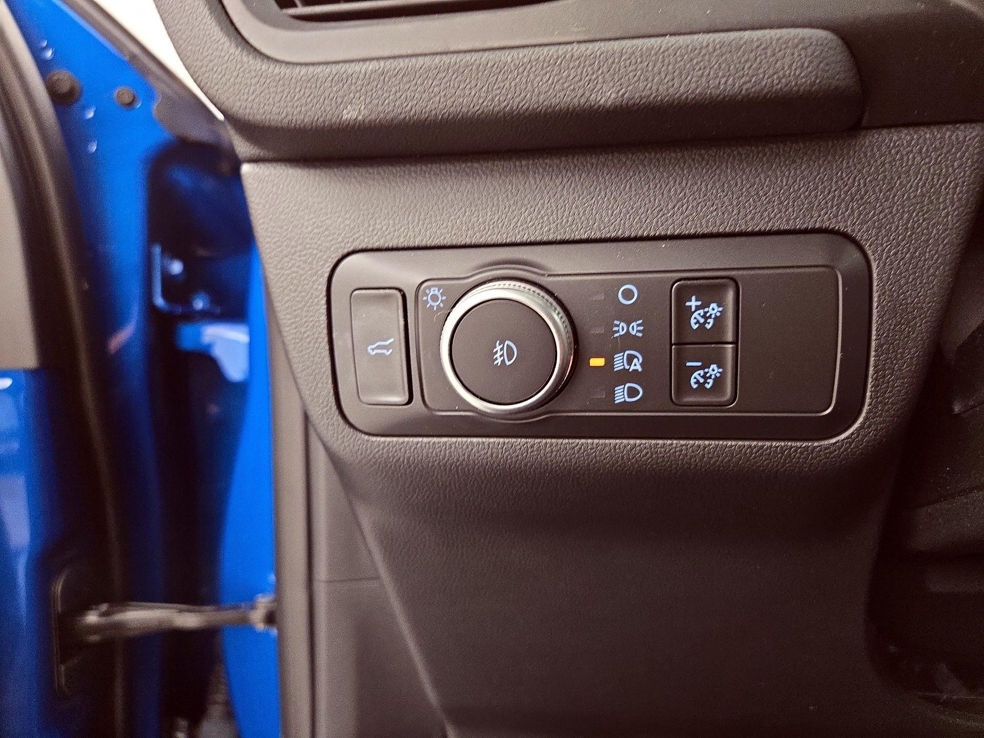 Thumbnail: 2020 Ford Escape - 13