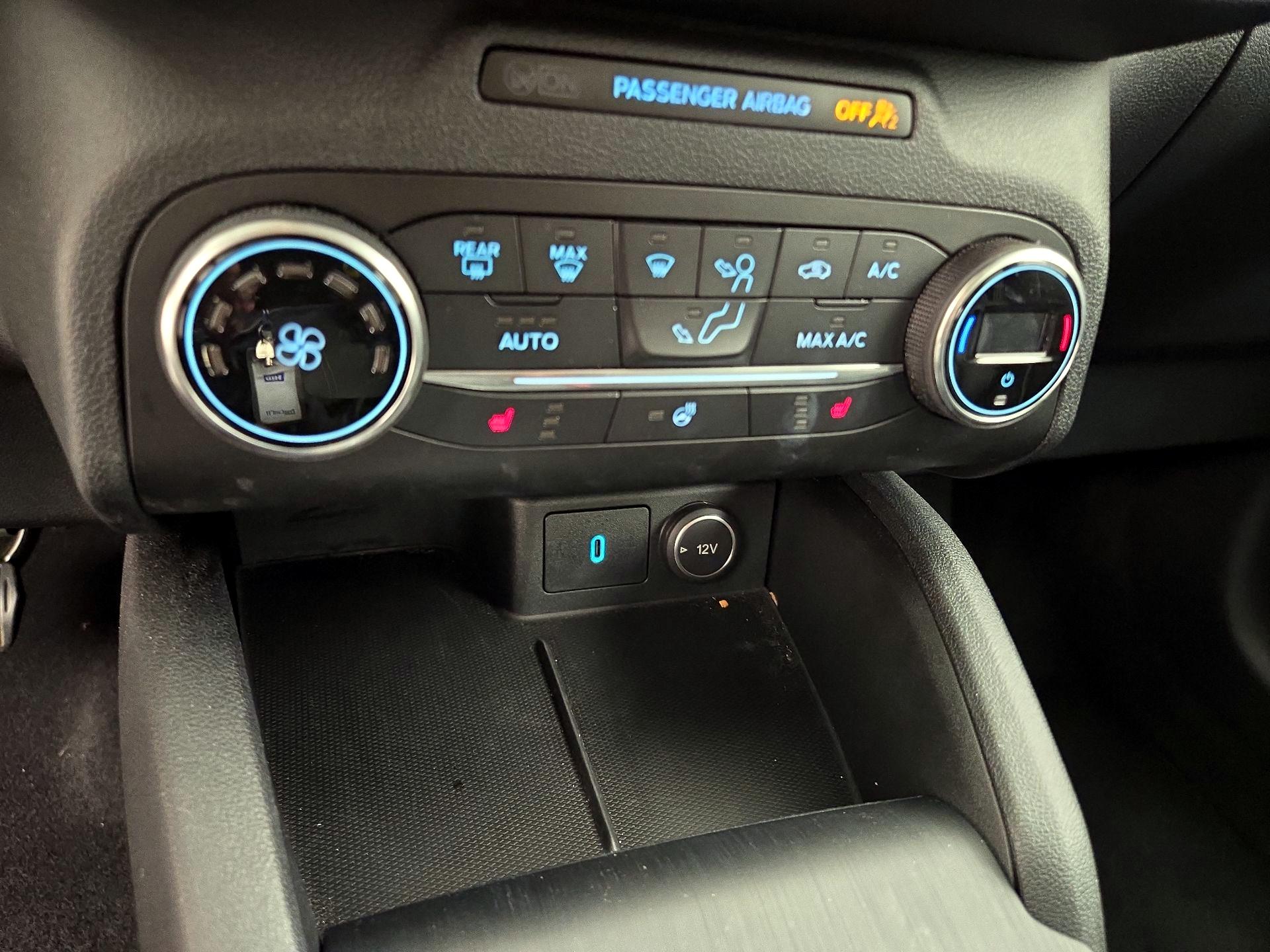 Thumbnail: 2020 Ford Escape - 16