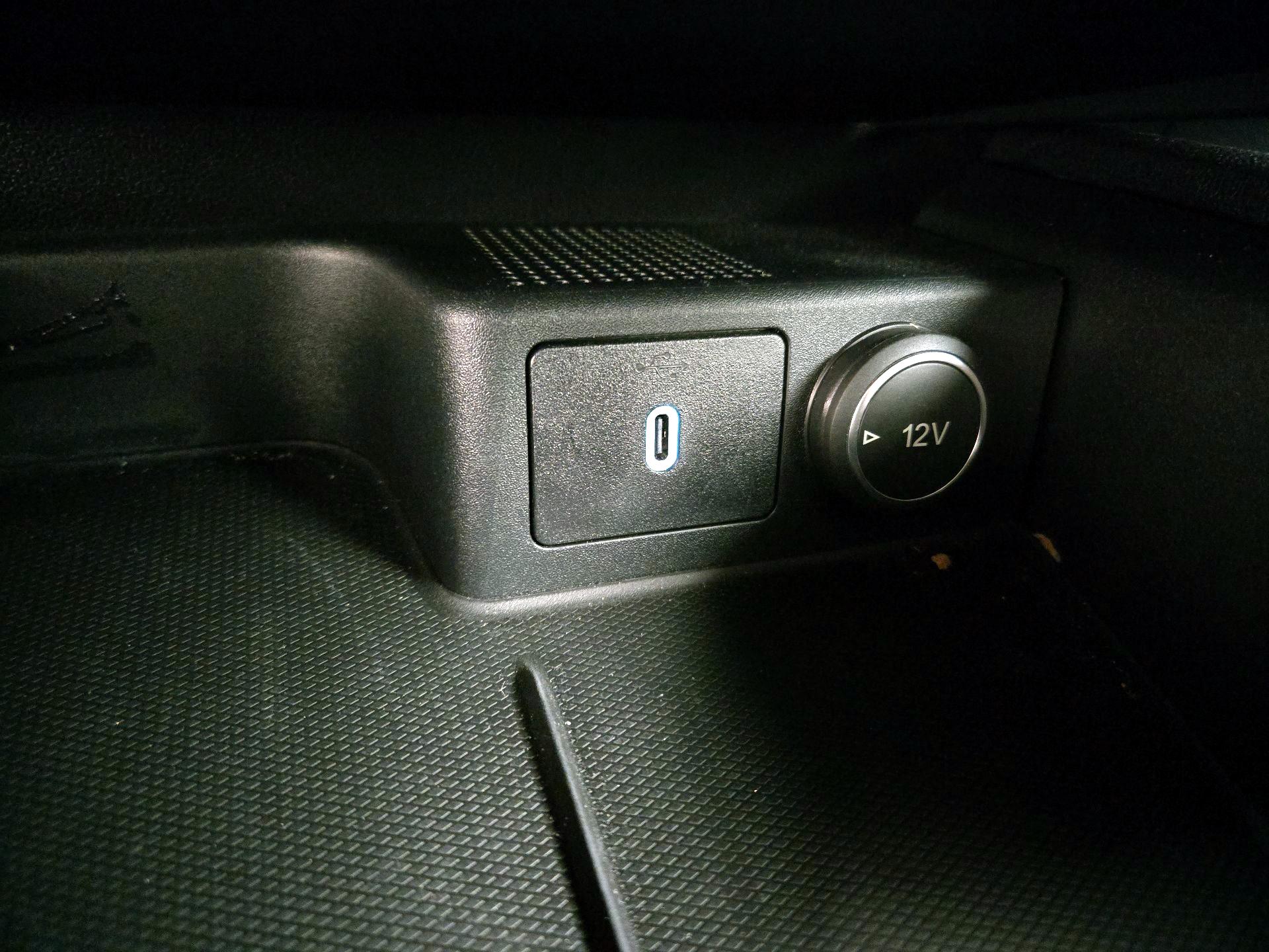 Thumbnail: 2020 Ford Escape - 18