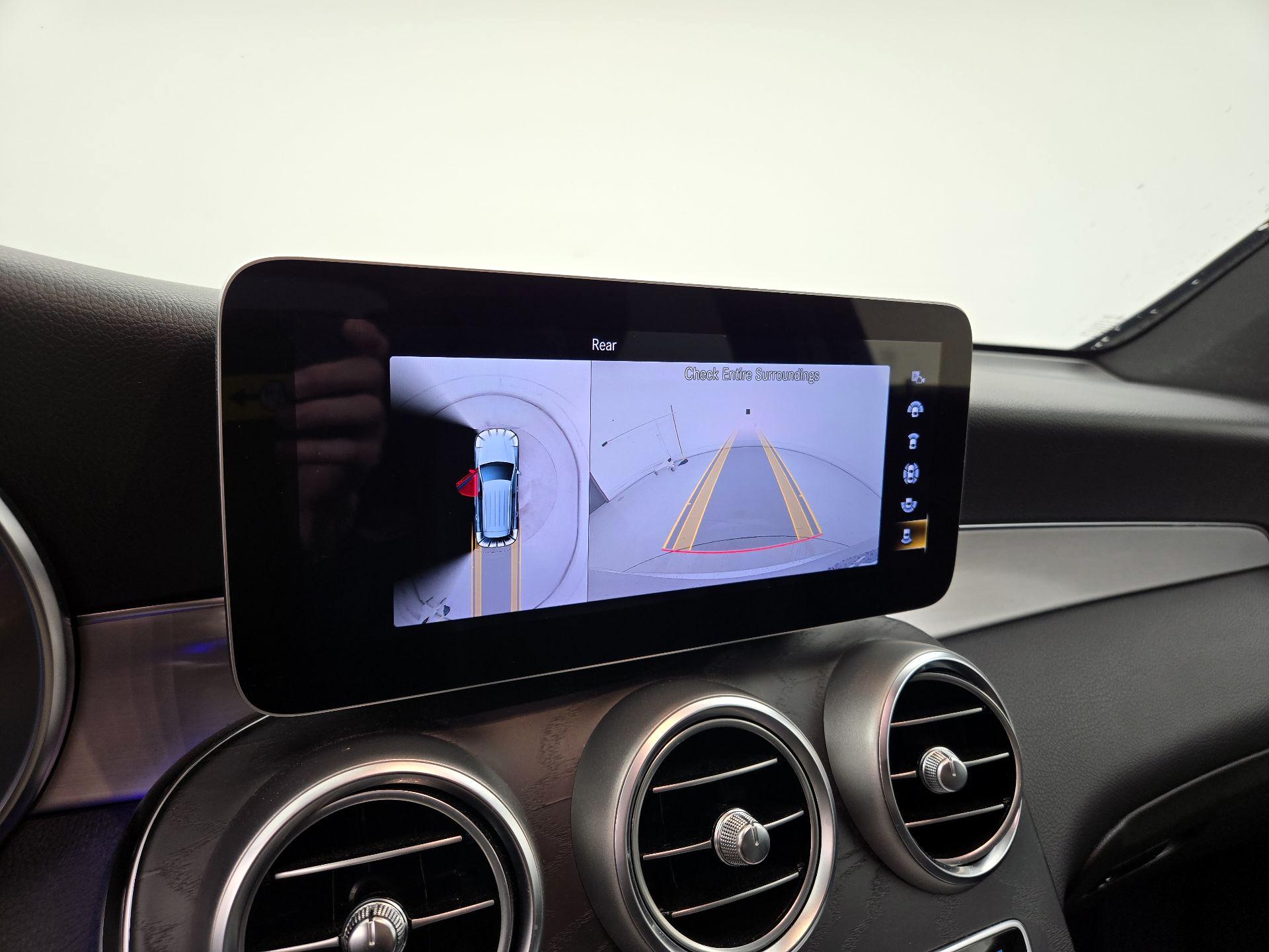 Thumbnail: 2020 Mercedes-Benz GLC - 15