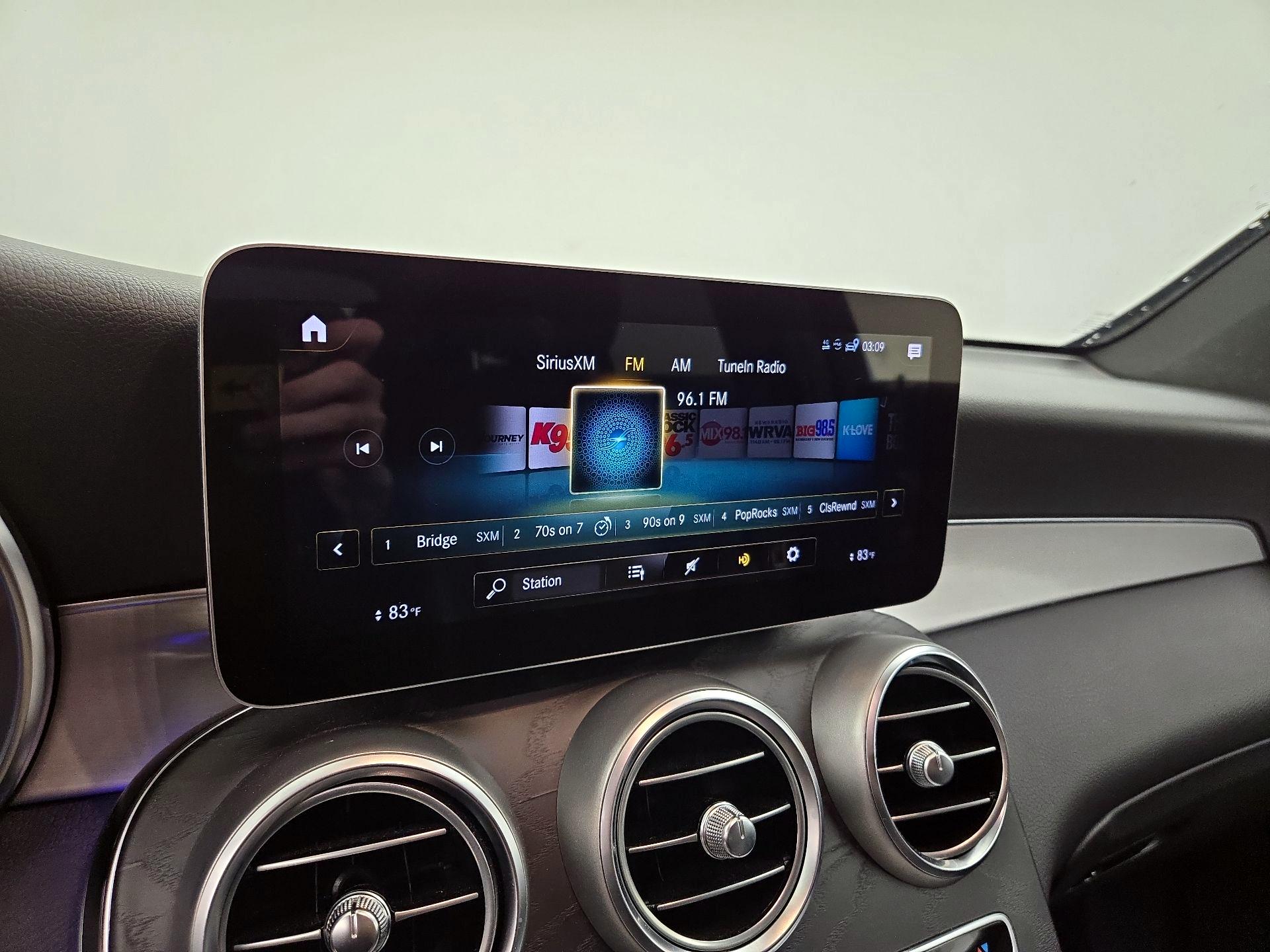 Thumbnail: 2020 Mercedes-Benz GLC - 16