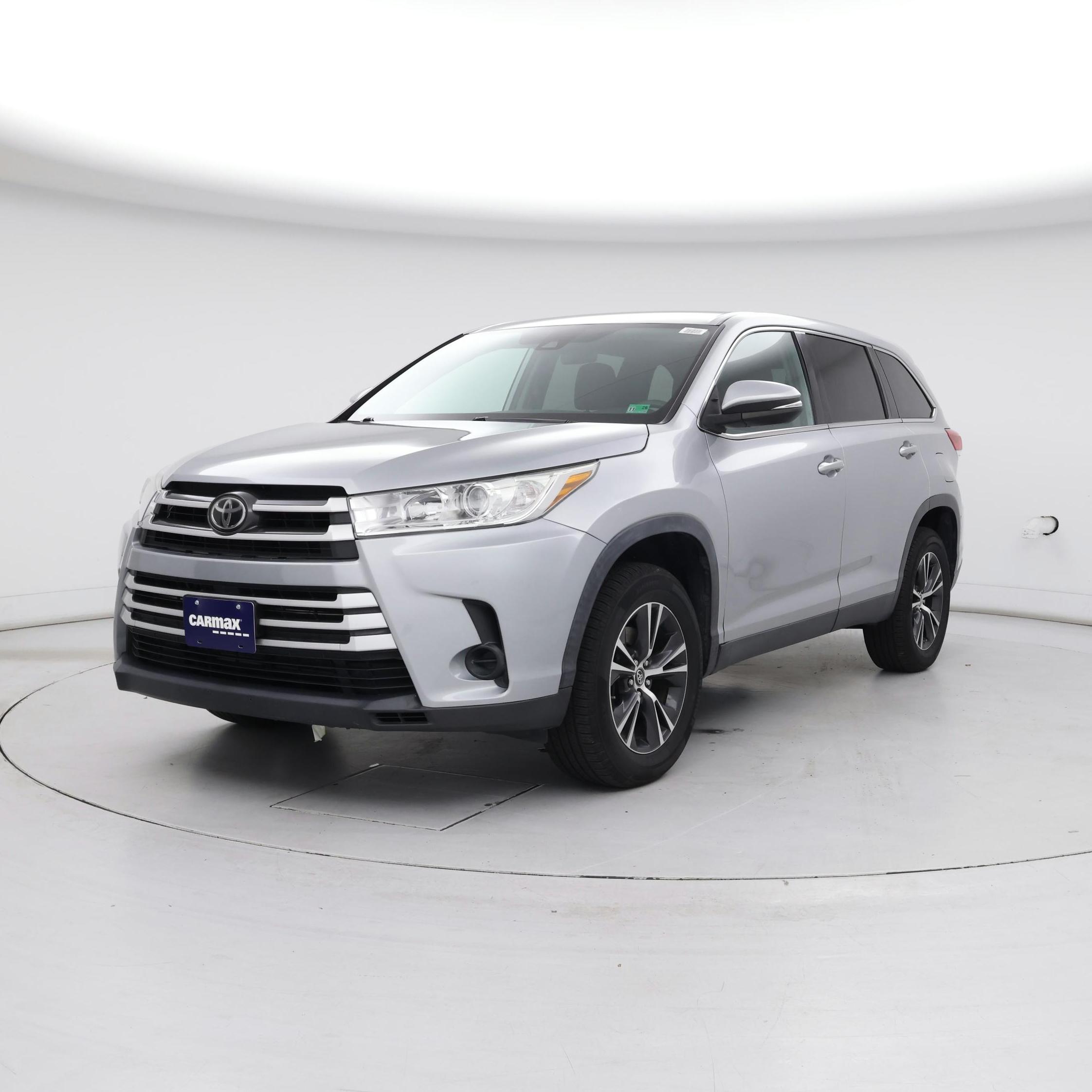 Thumbnail: 2019 Toyota Highlander - 4