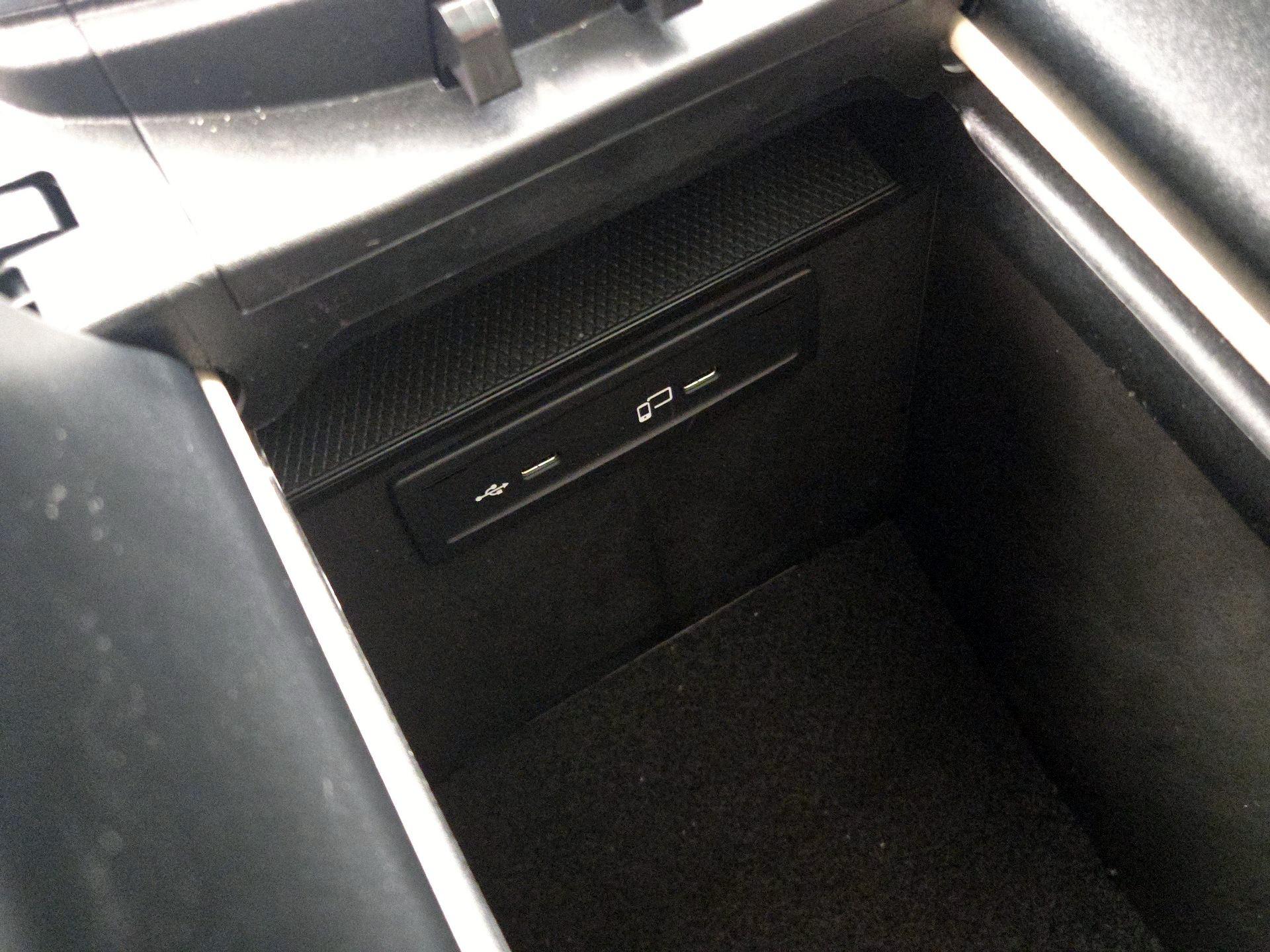 Thumbnail: 2020 Mercedes-Benz GLC - 19