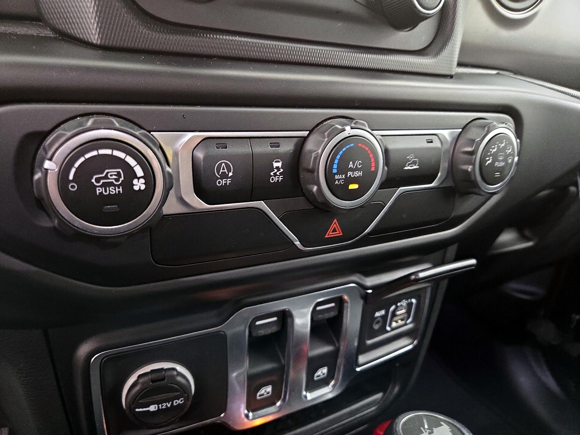 Thumbnail: 2021 Jeep Wrangler - 16