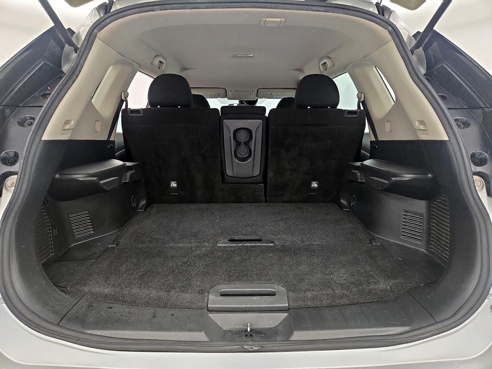 Thumbnail: 2020 Nissan Rogue - 20