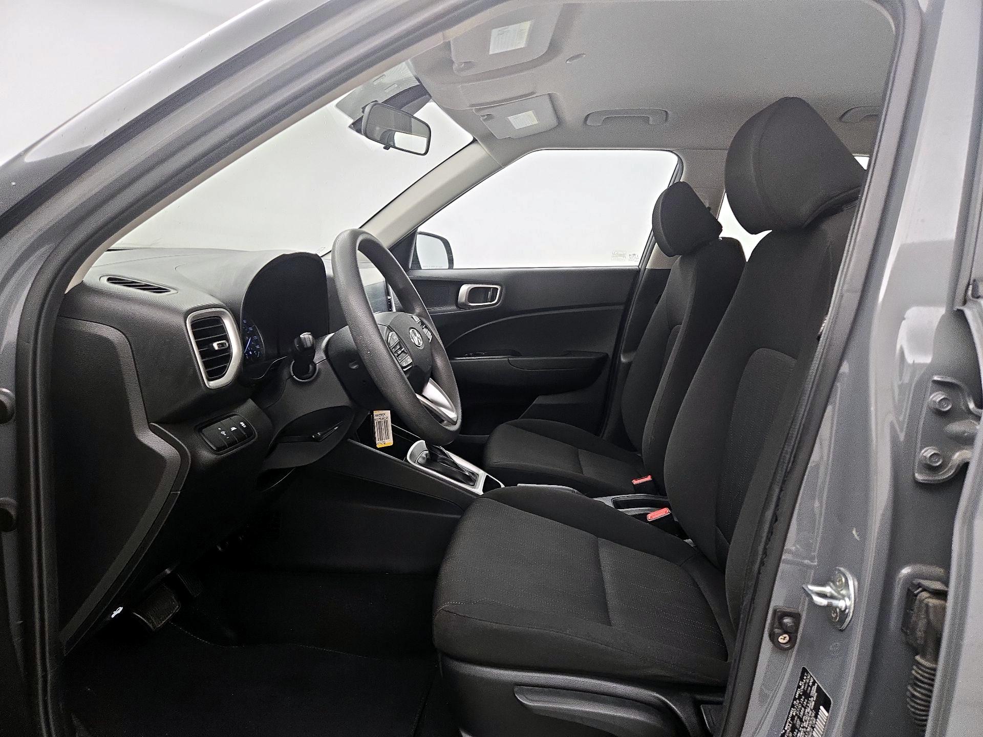 Thumbnail: 2021 Hyundai Venue - 11