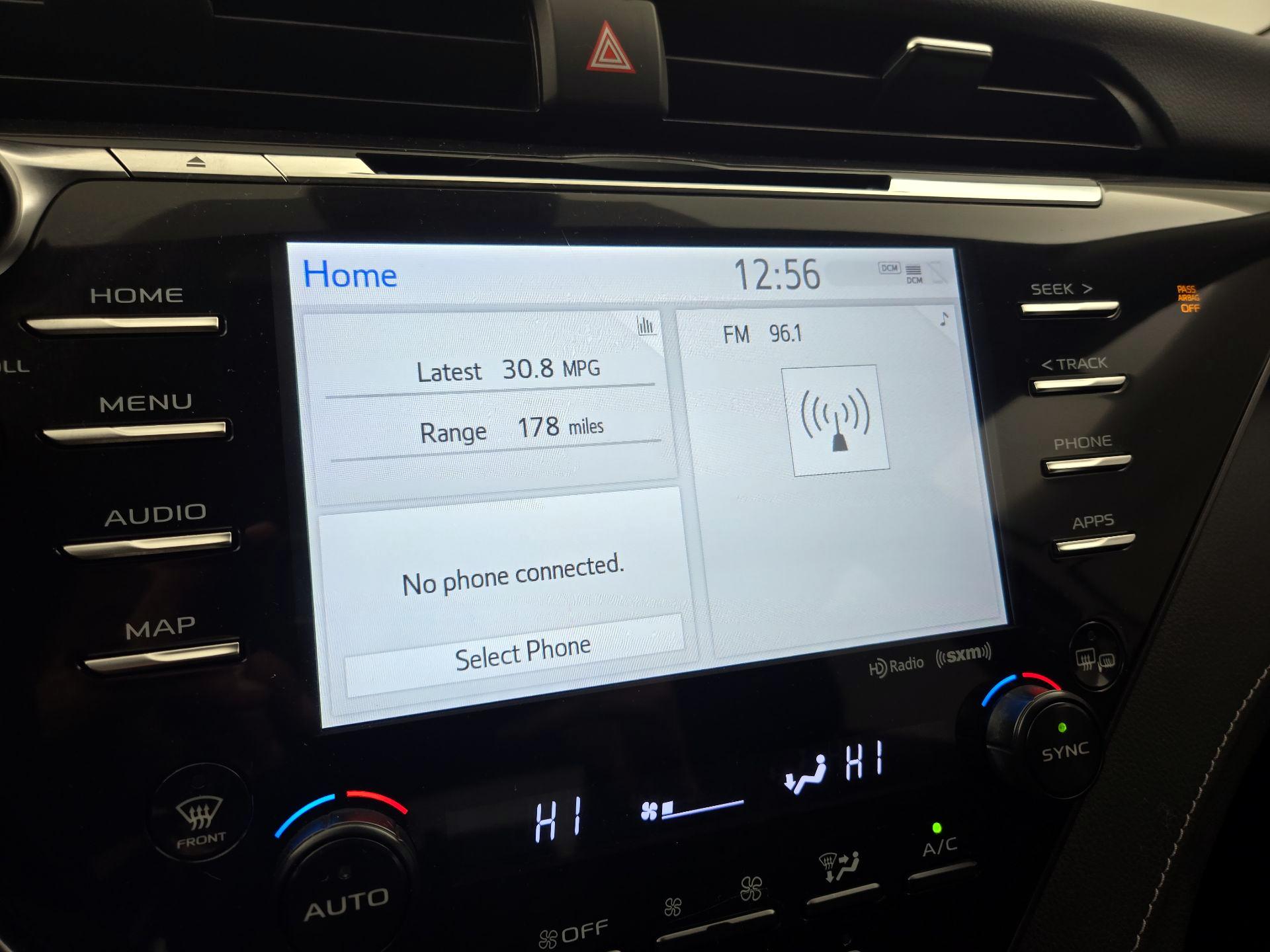 Thumbnail: 2020 Toyota Camry - 15