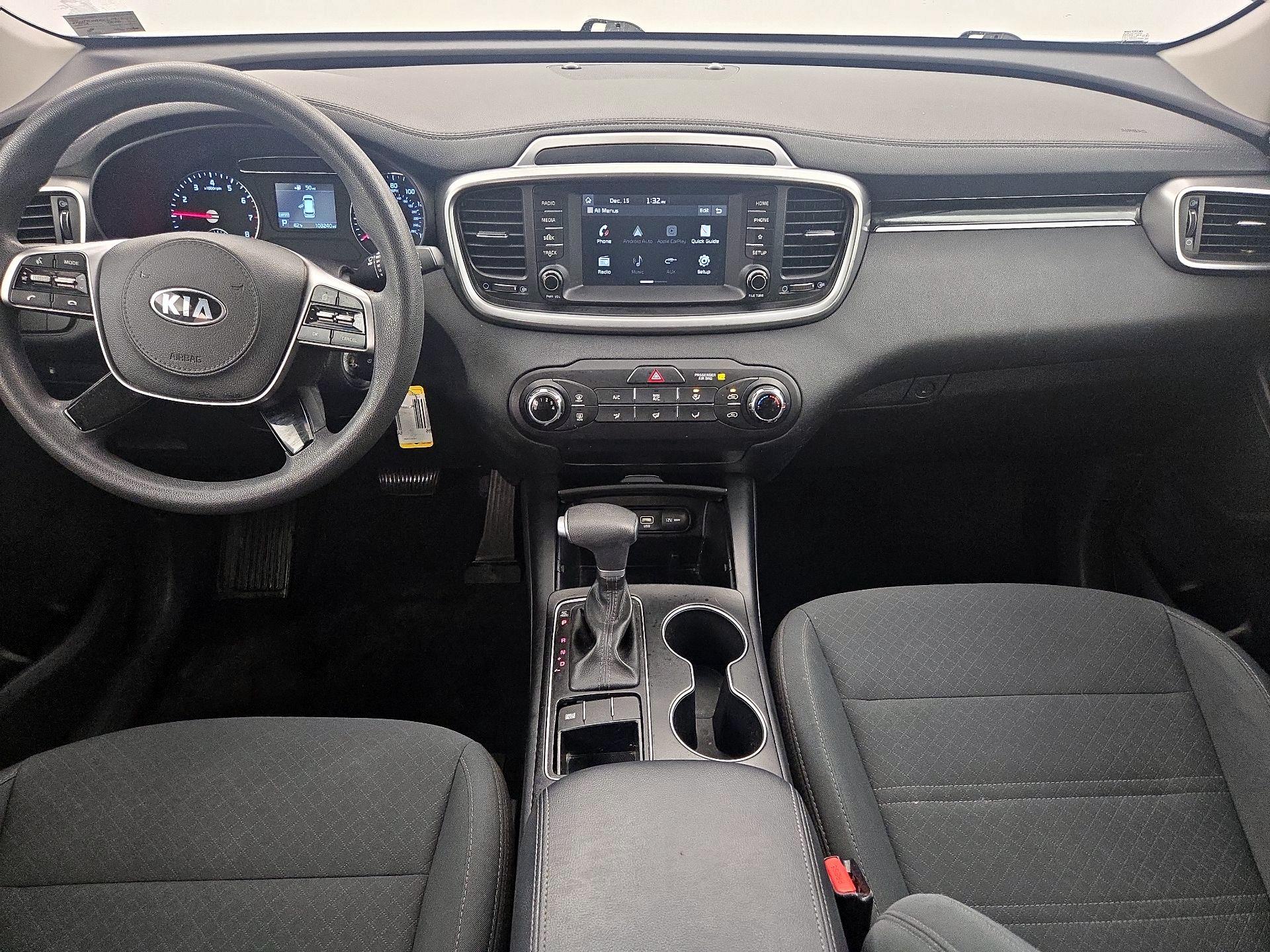 Thumbnail: 2020 Kia Sorento - 9