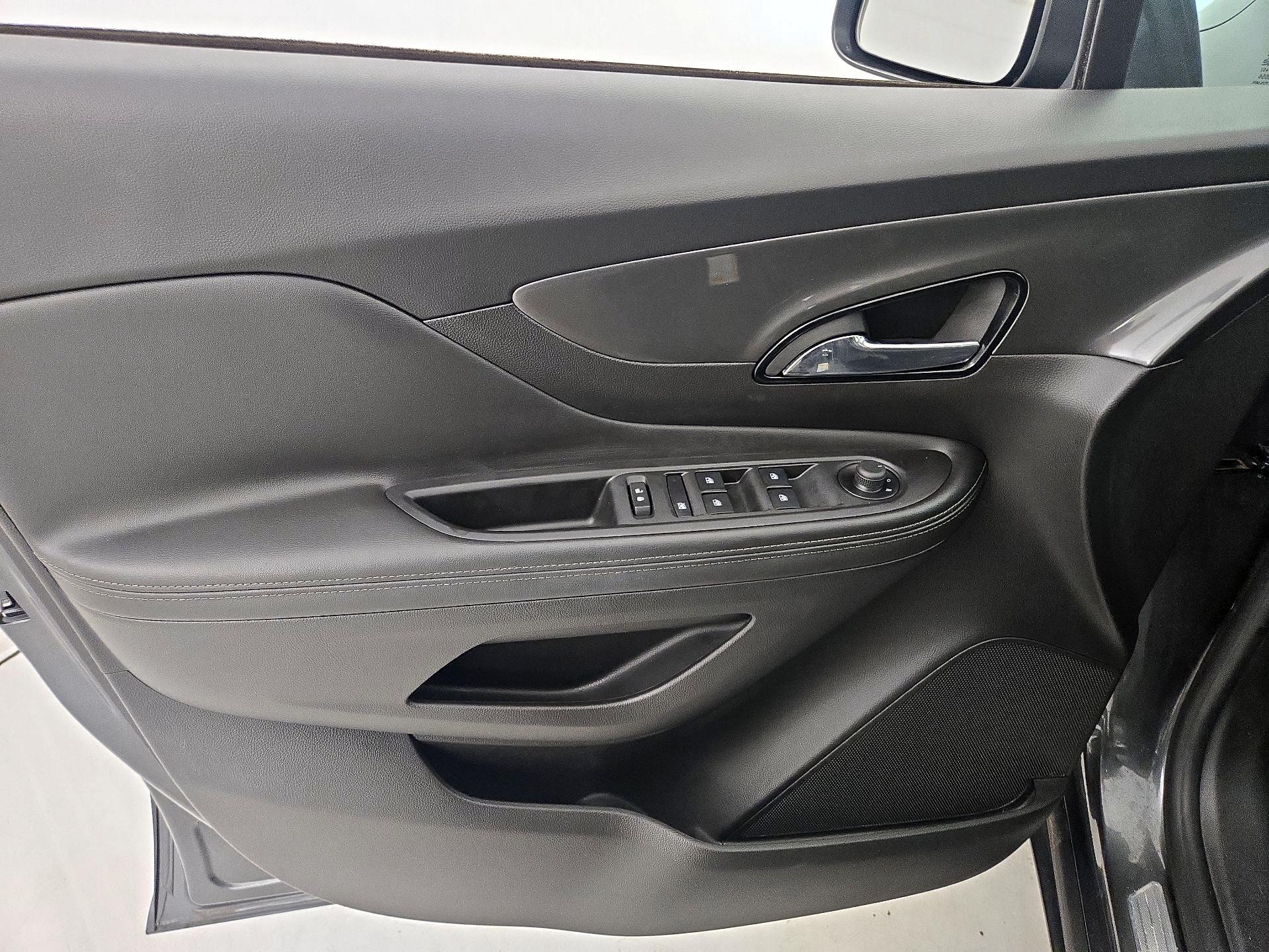 Thumbnail: 2018 Buick Encore - 12