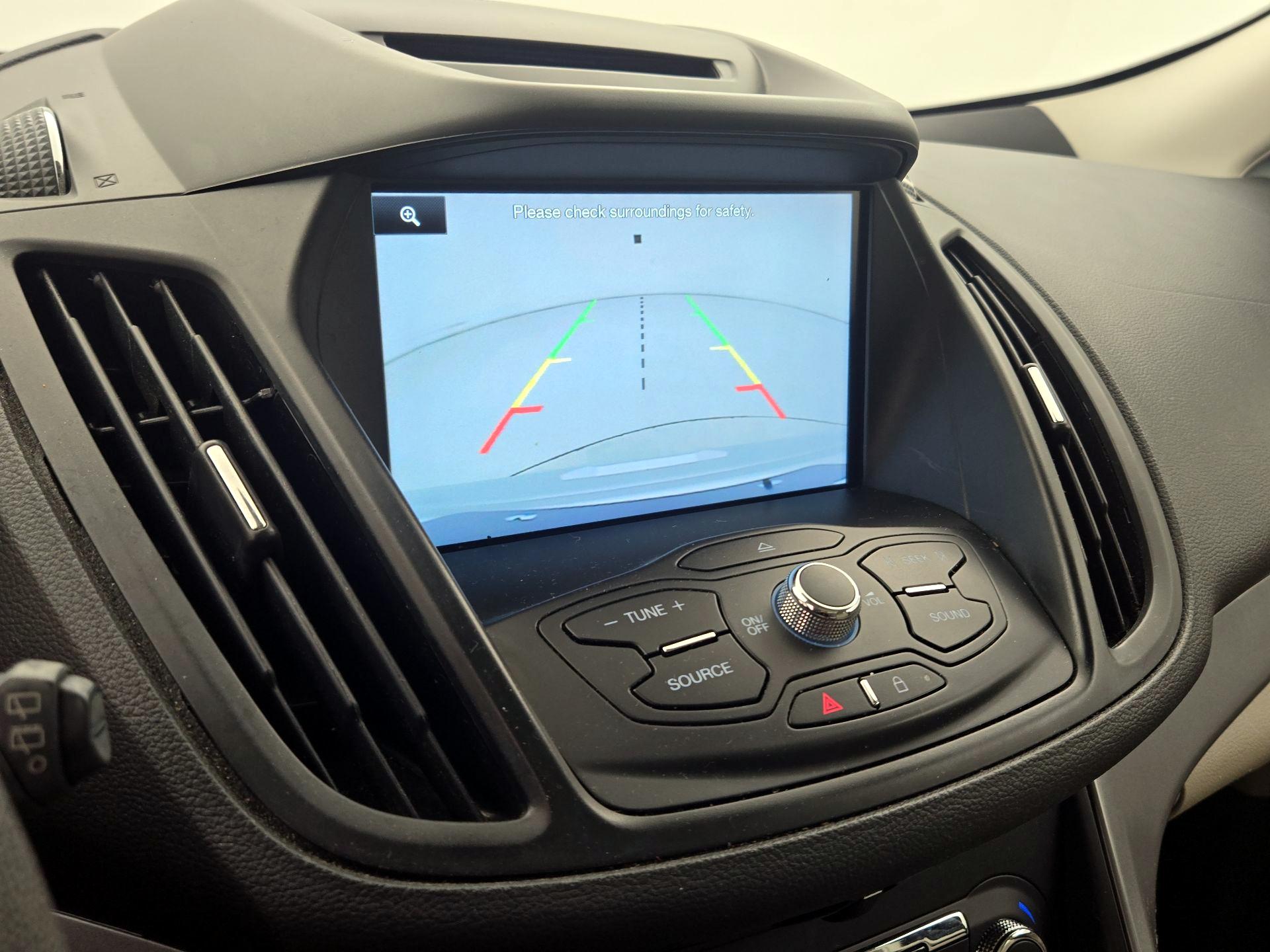 Thumbnail: 2015 Ford Escape - 15