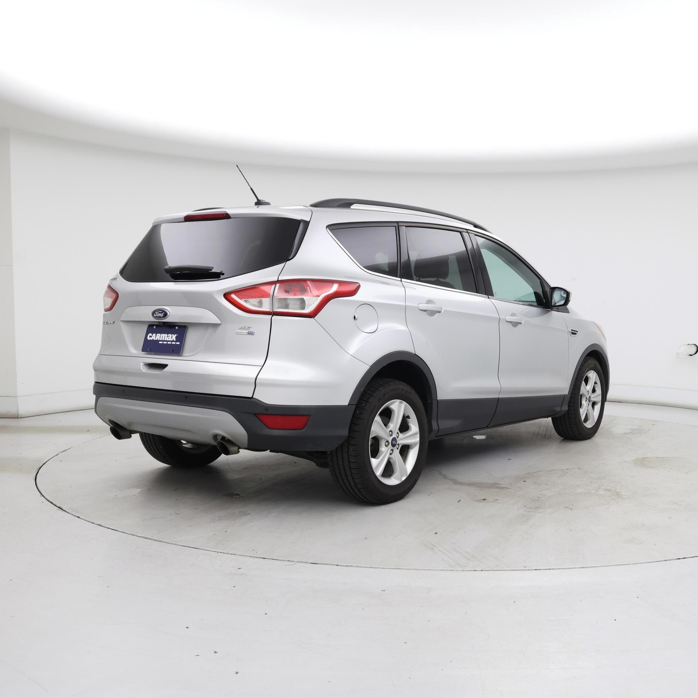 Thumbnail: 2015 Ford Escape - 8