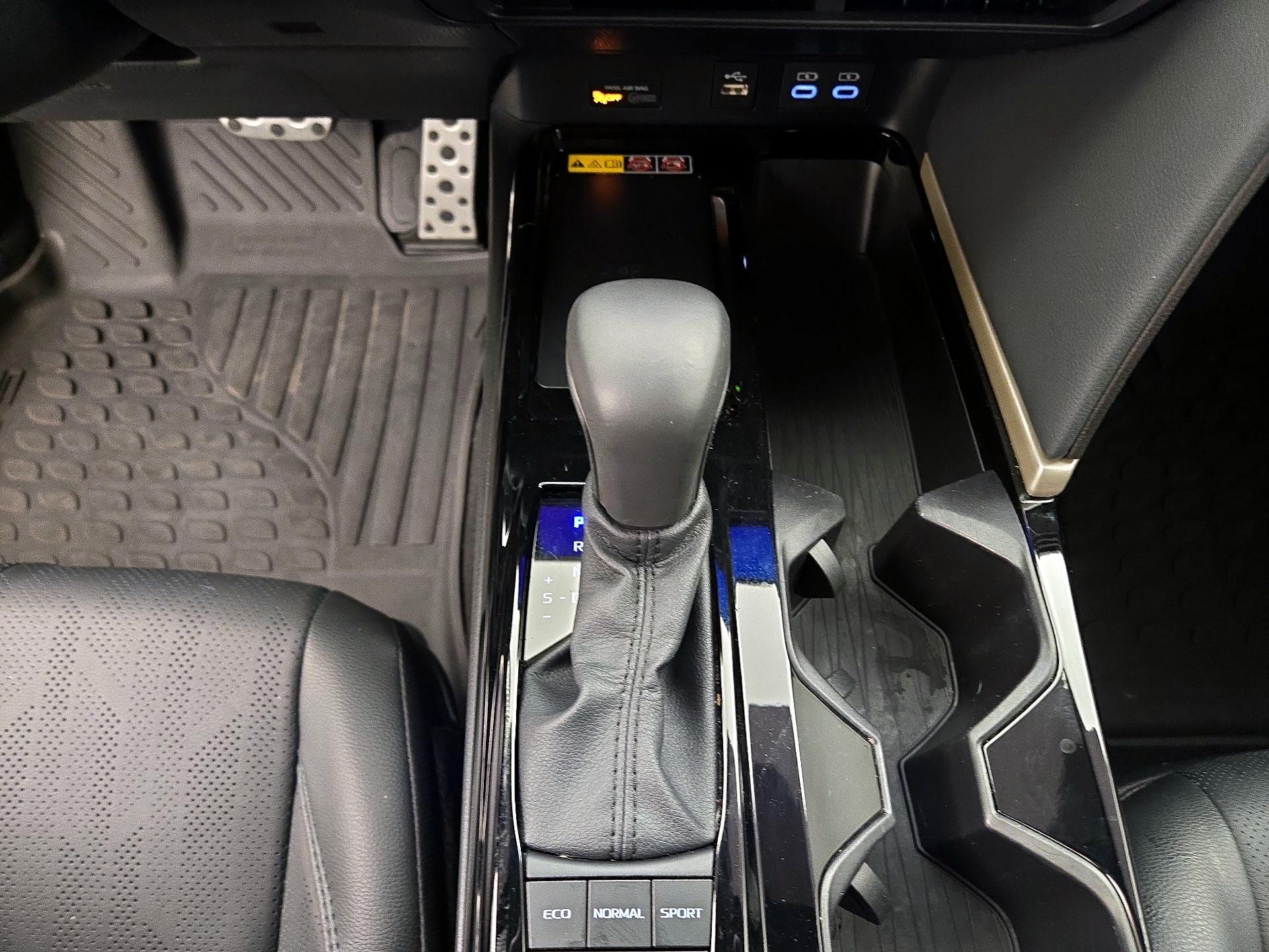 Thumbnail: 2025 Toyota Camry - 17