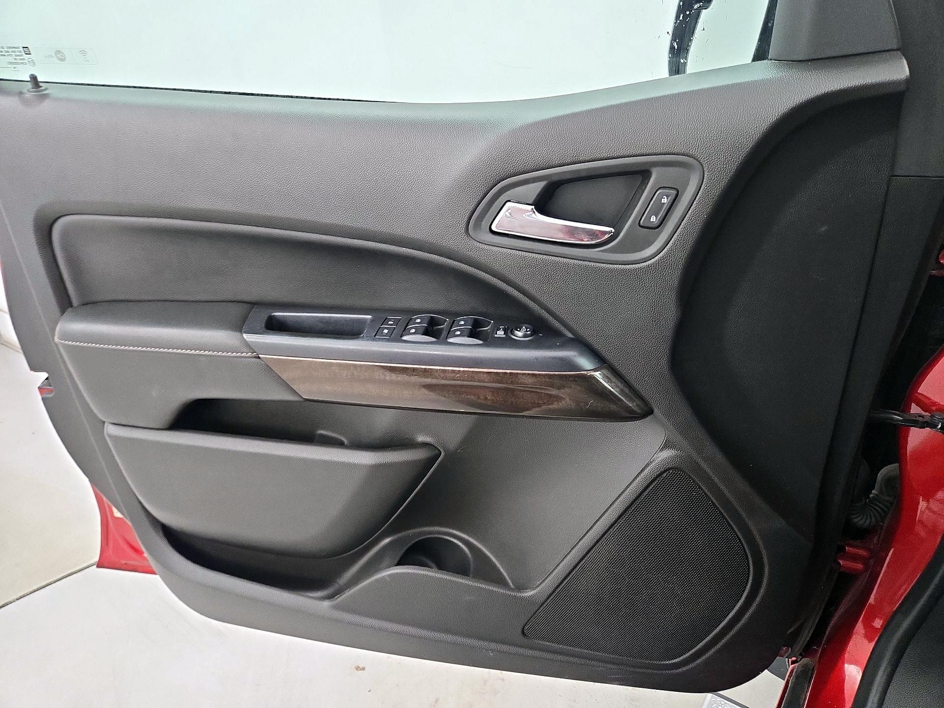 Thumbnail: 2016 GMC Canyon - 12