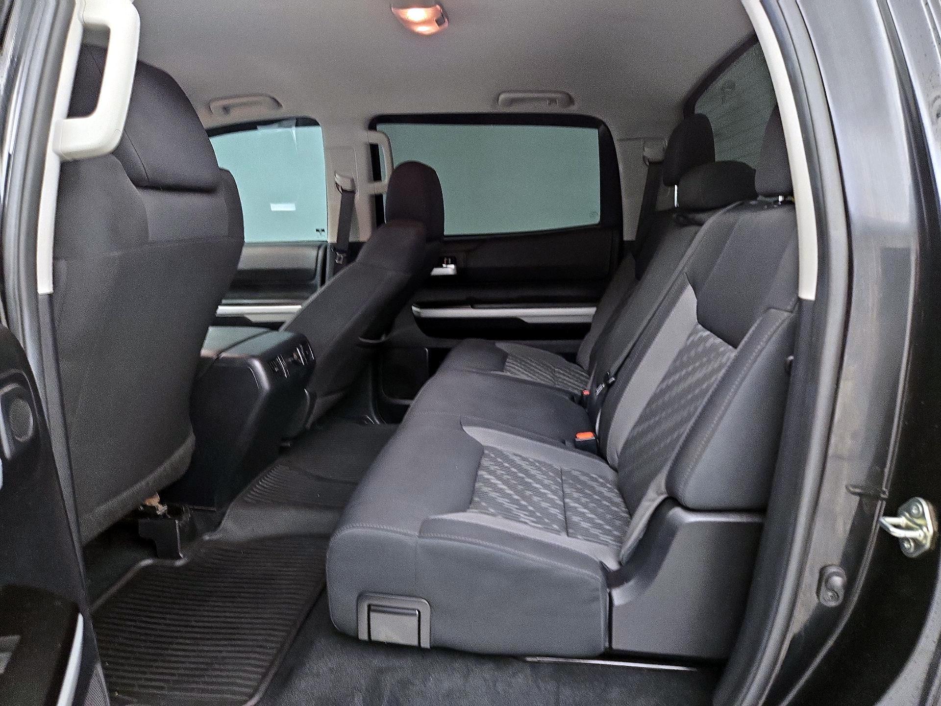 Thumbnail: 2020 Toyota Tundra - 19