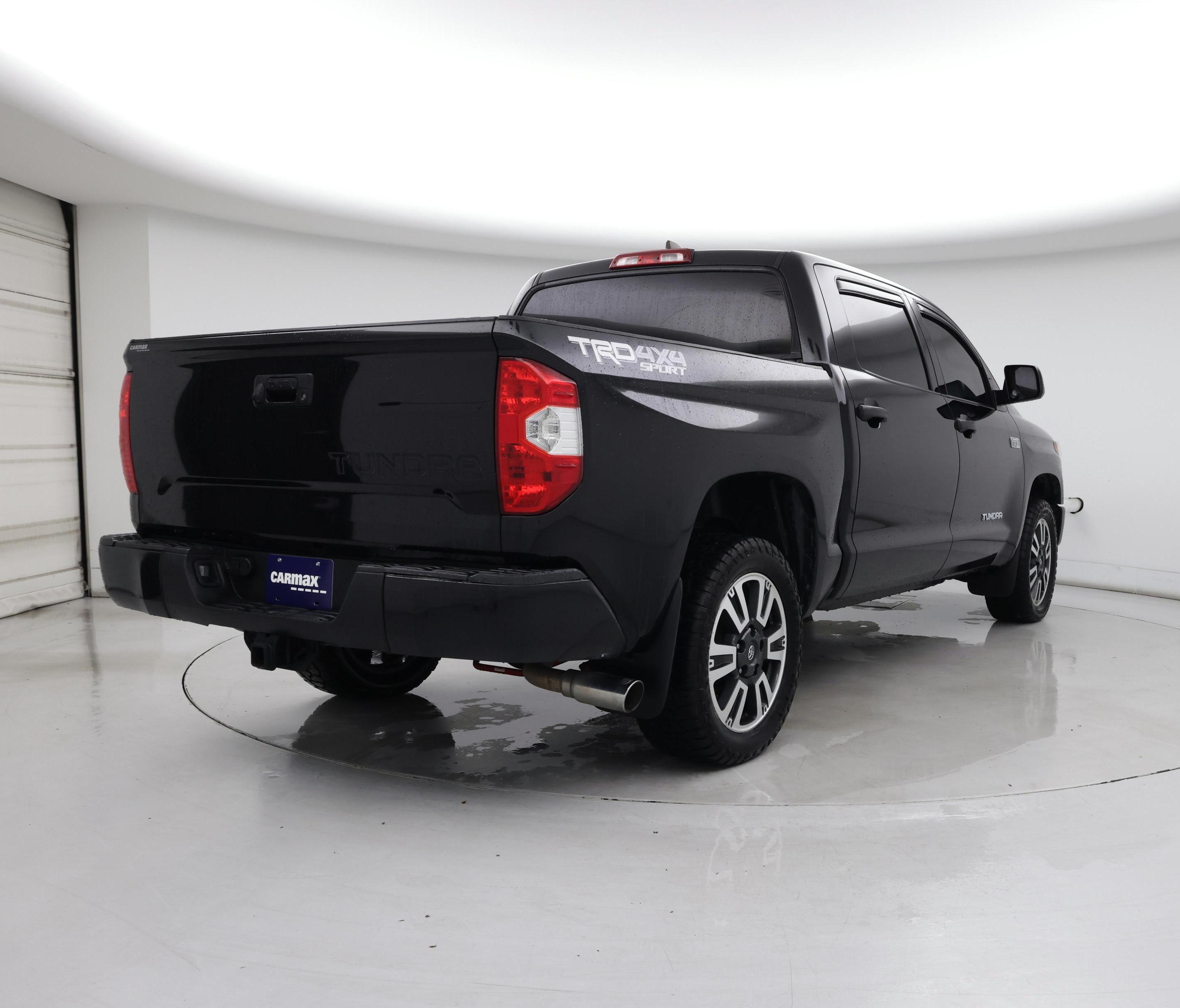 Thumbnail: 2020 Toyota Tundra - 8