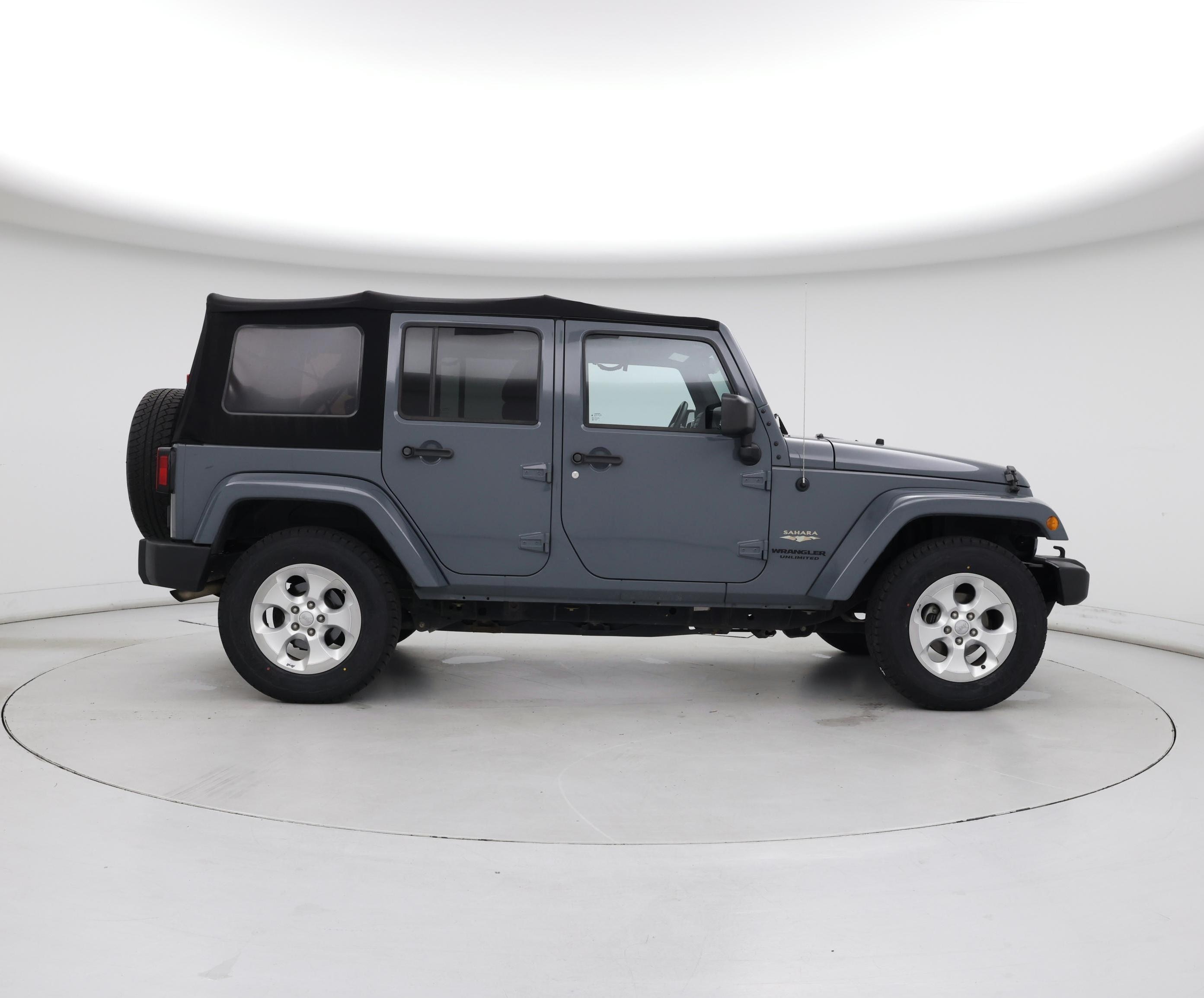Thumbnail: 2015 Jeep Wrangler - 7