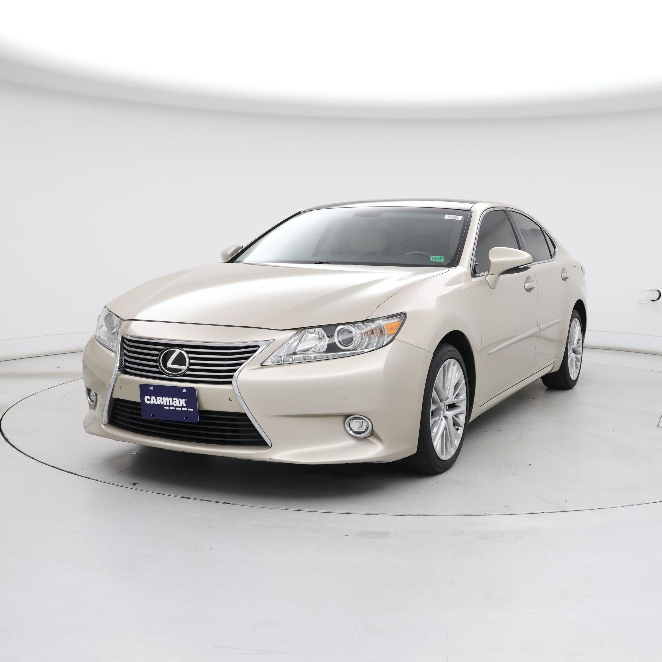 Thumbnail: 2014 Lexus ES - 4