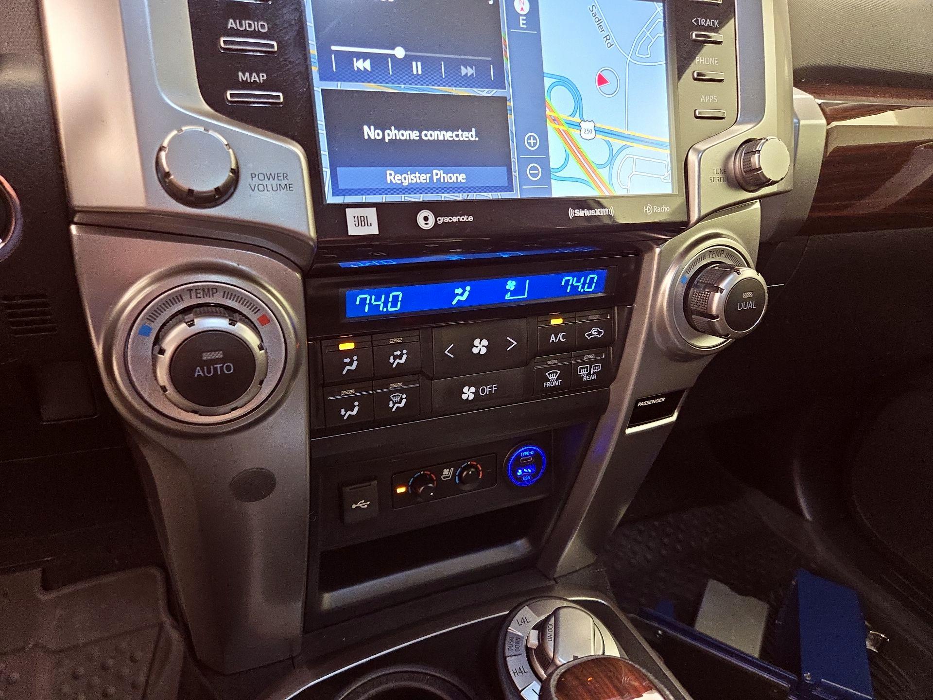 Thumbnail: 2021 Toyota 4Runner - 17