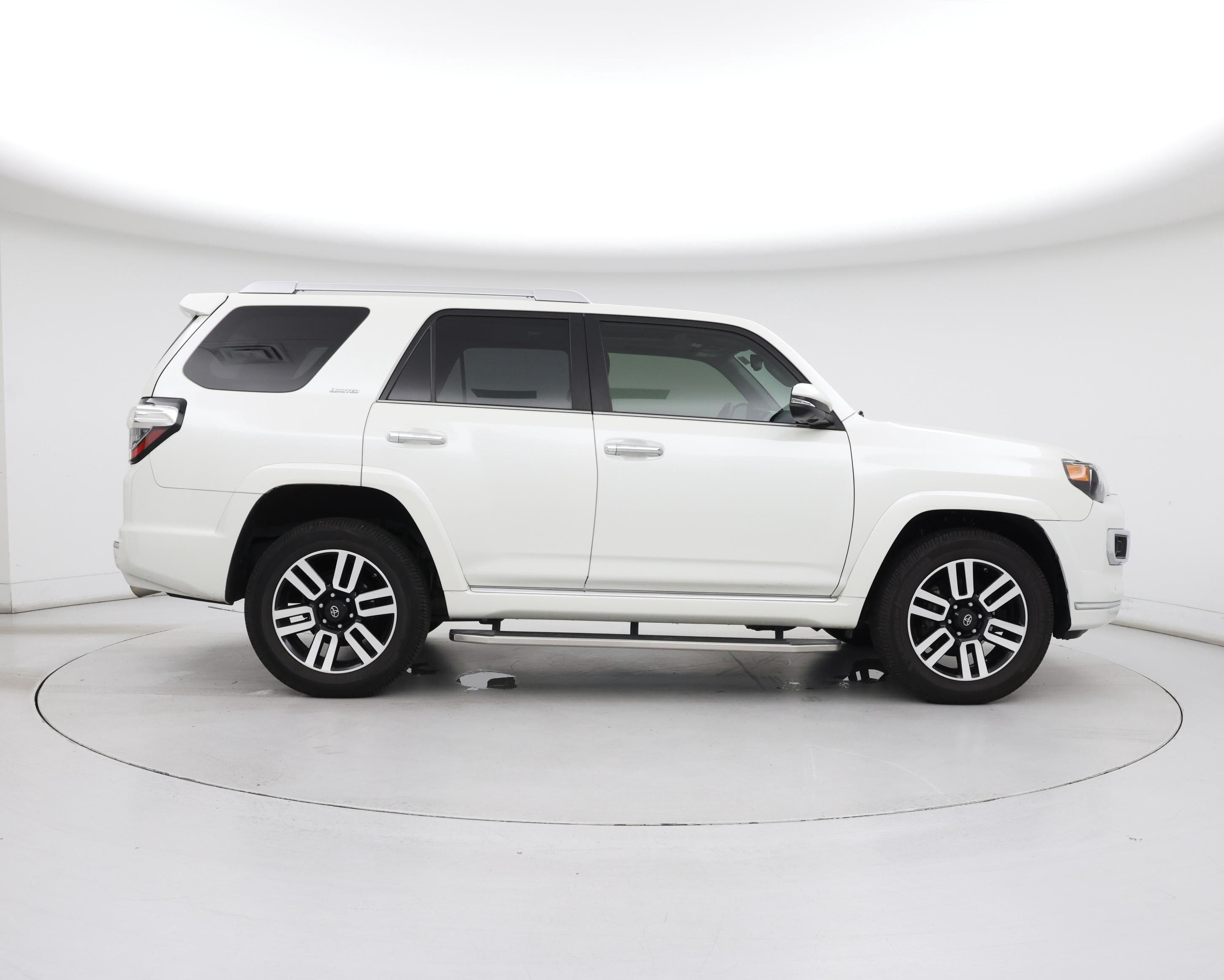 Thumbnail: 2021 Toyota 4Runner - 7