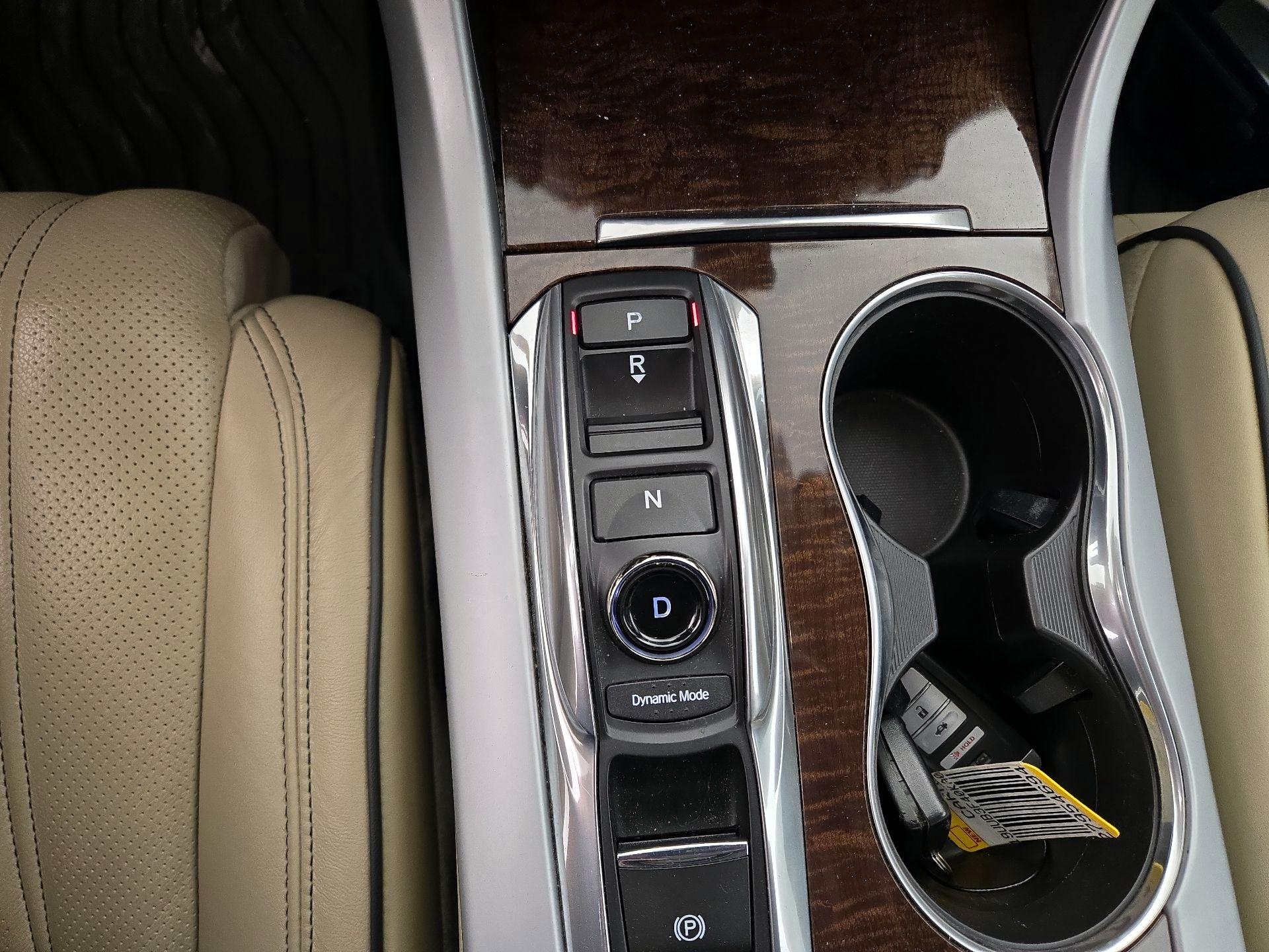 Thumbnail: 2019 Acura TLX - 18