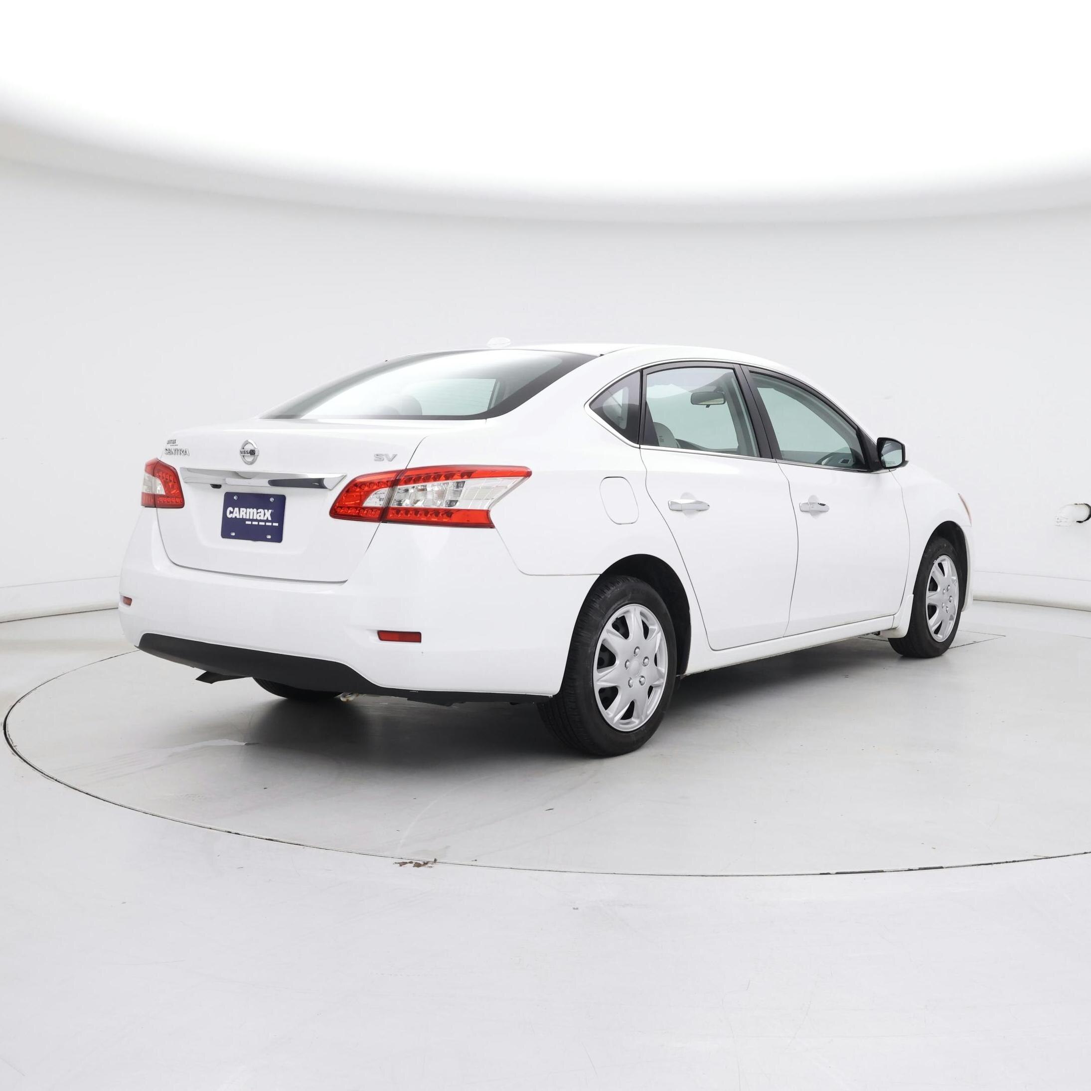 Thumbnail: 2015 Nissan Sentra - 8