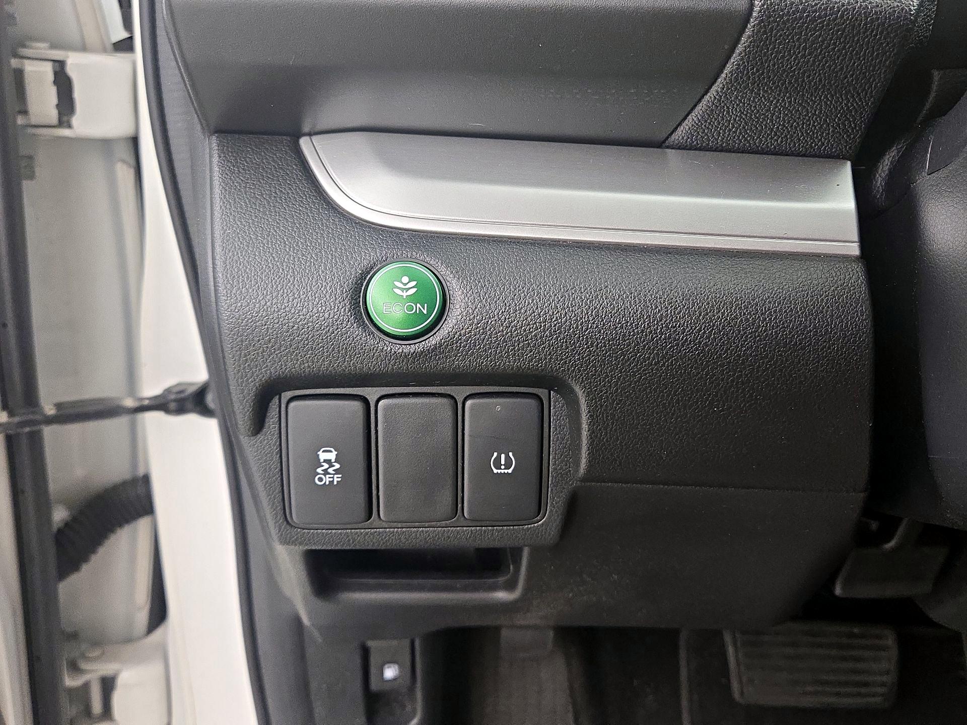 Thumbnail: 2016 Honda CR-V - 13