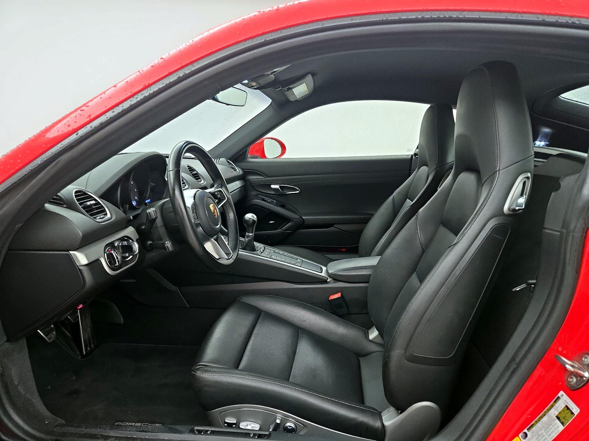 Thumbnail: 2020 Porsche 718 Cayman - 11