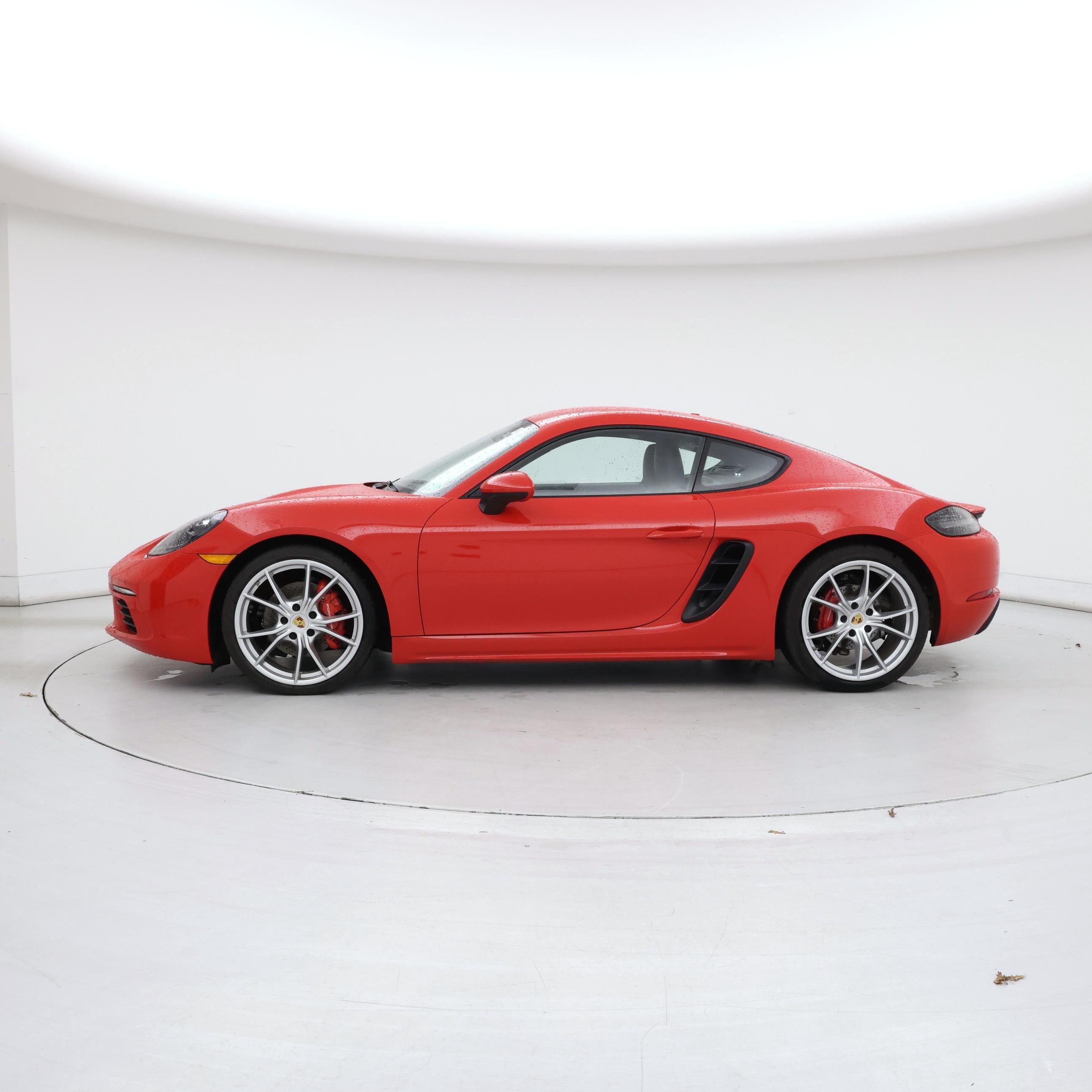 Thumbnail: 2020 Porsche 718 Cayman - 3