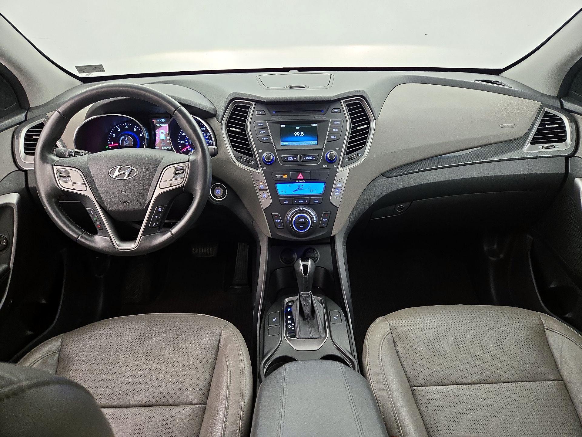 Thumbnail: 2016 Hyundai Santa Fe - 9