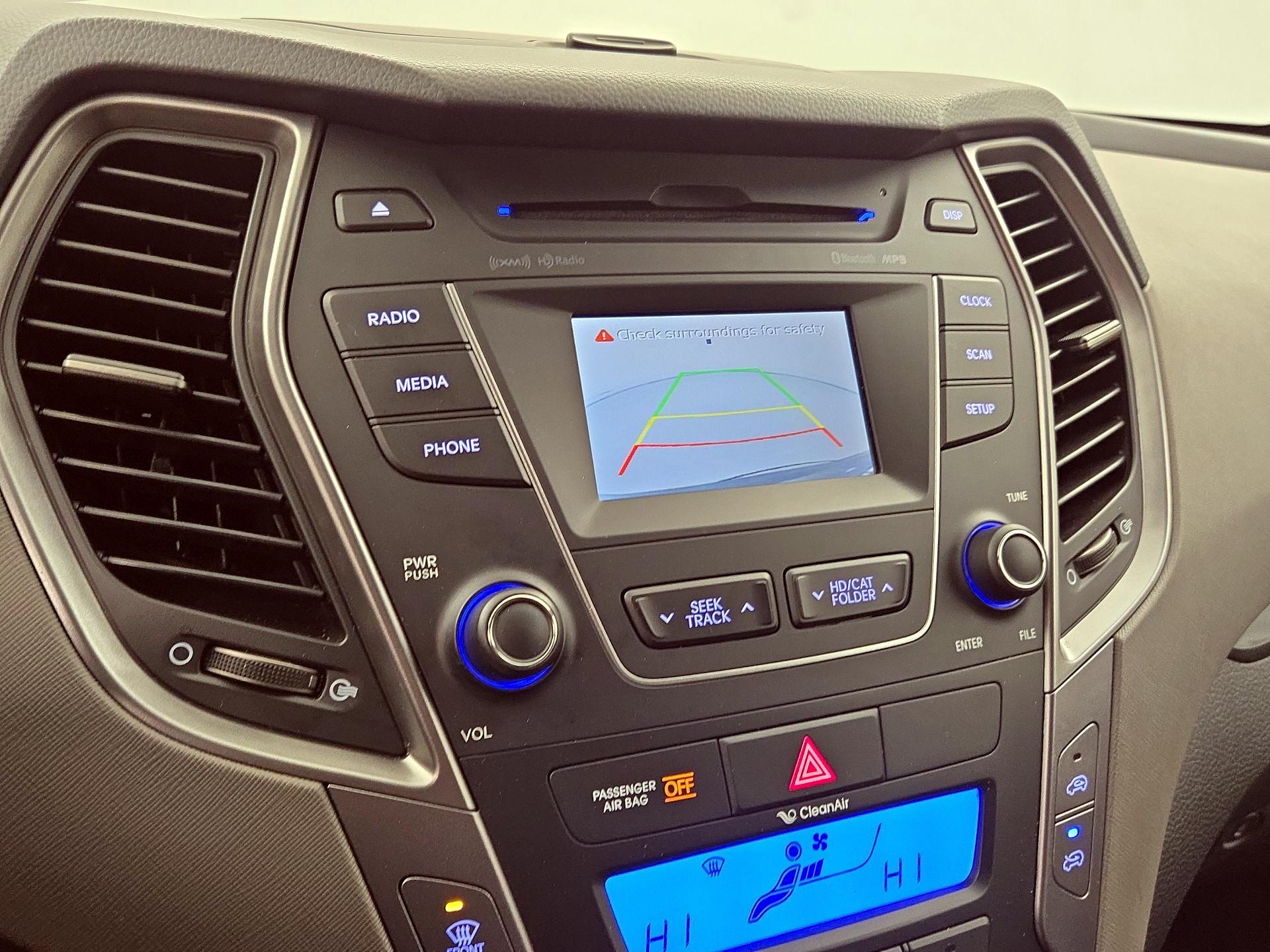 Thumbnail: 2016 Hyundai Santa Fe - 14