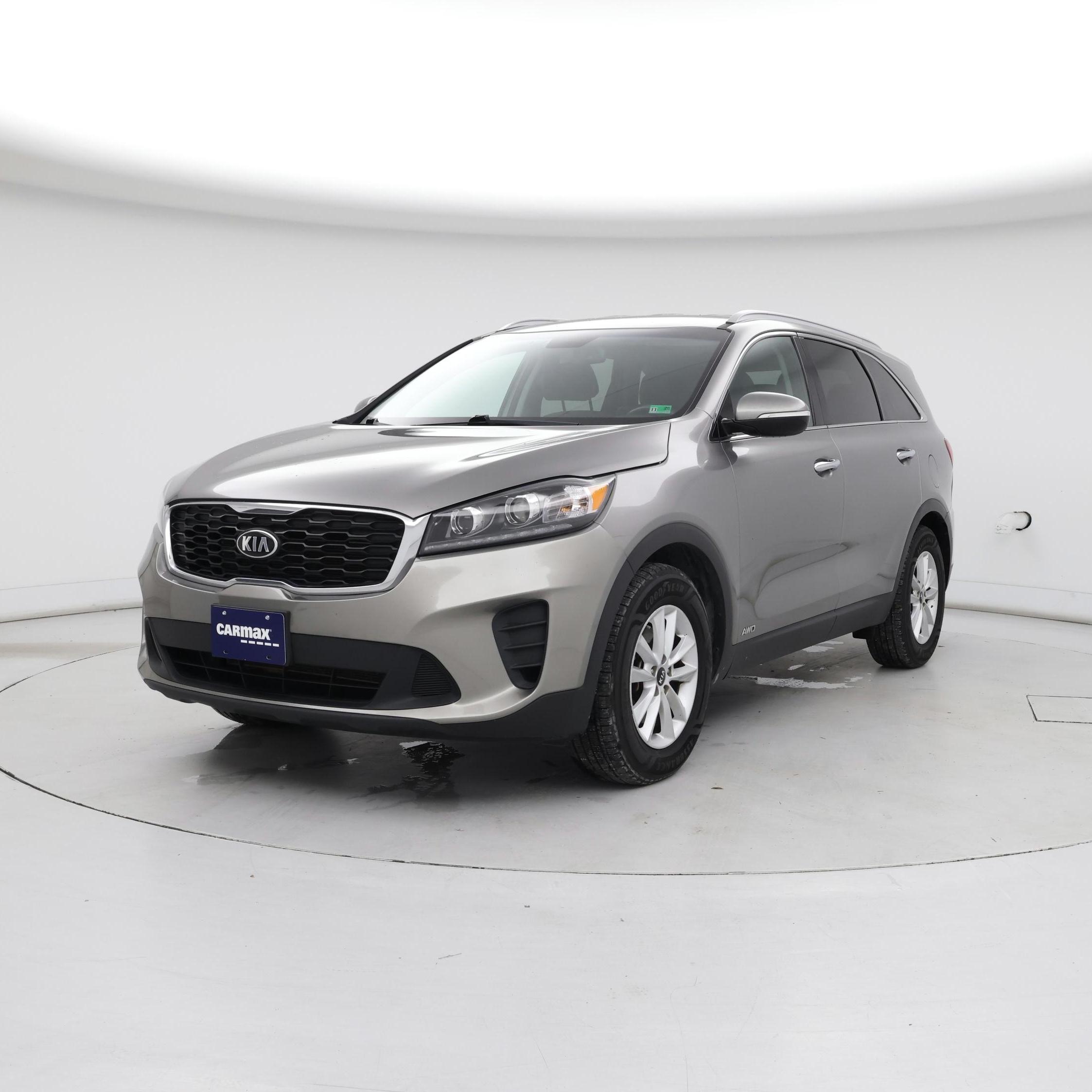 Thumbnail: 2019 Kia Sorento - 4