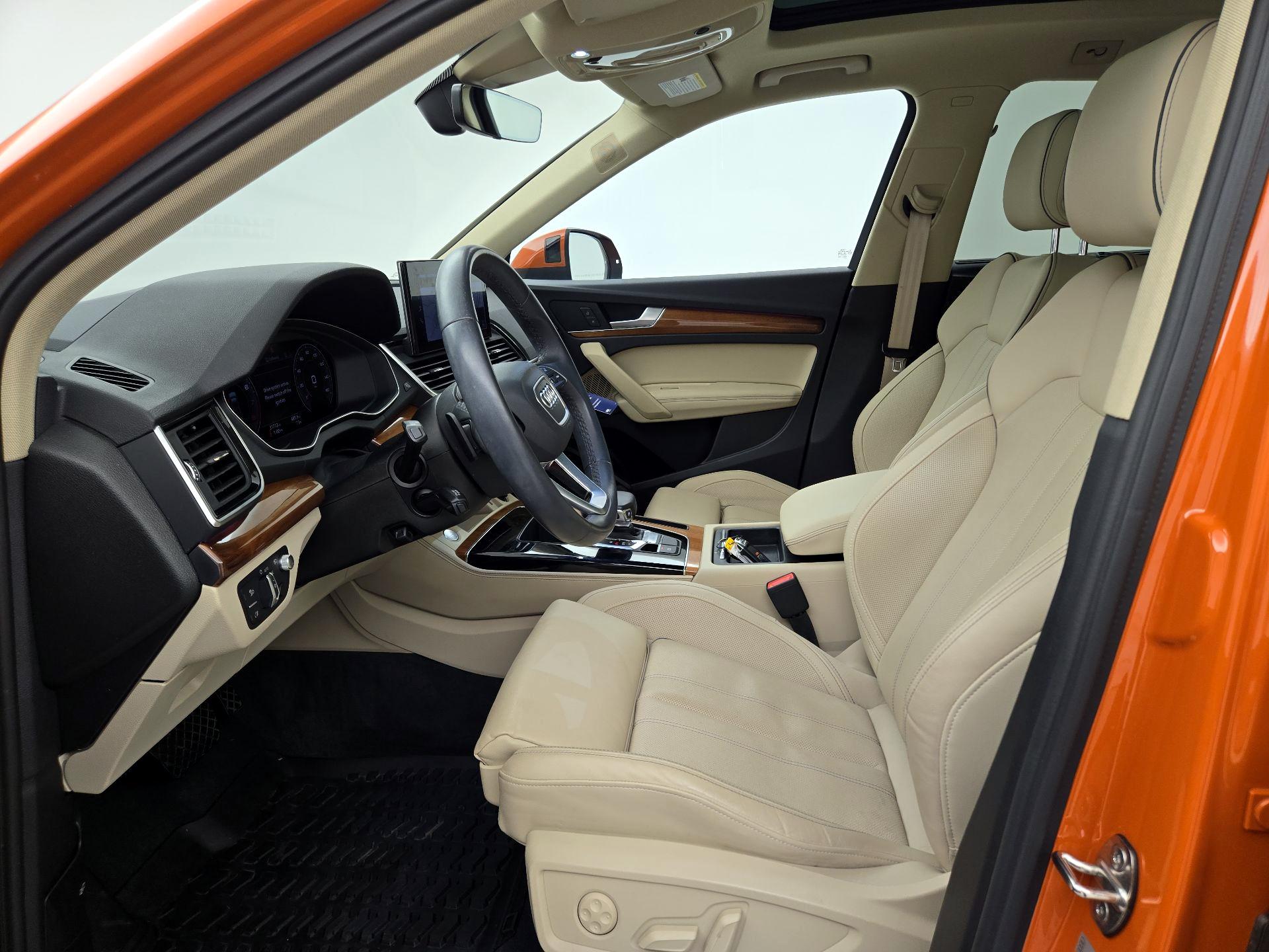 Thumbnail: 2022 Audi Q5 - 11